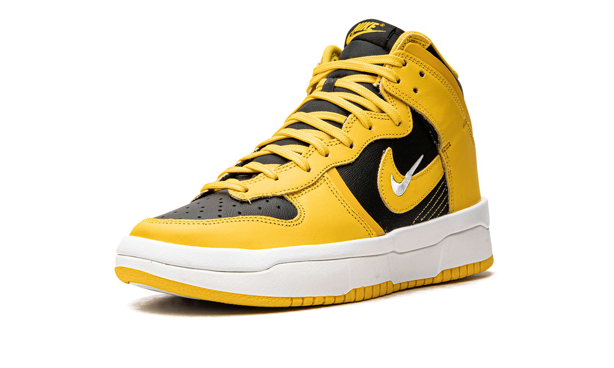 nike dunk high up varsity maize women s+DH3718-001+left diagnol single view