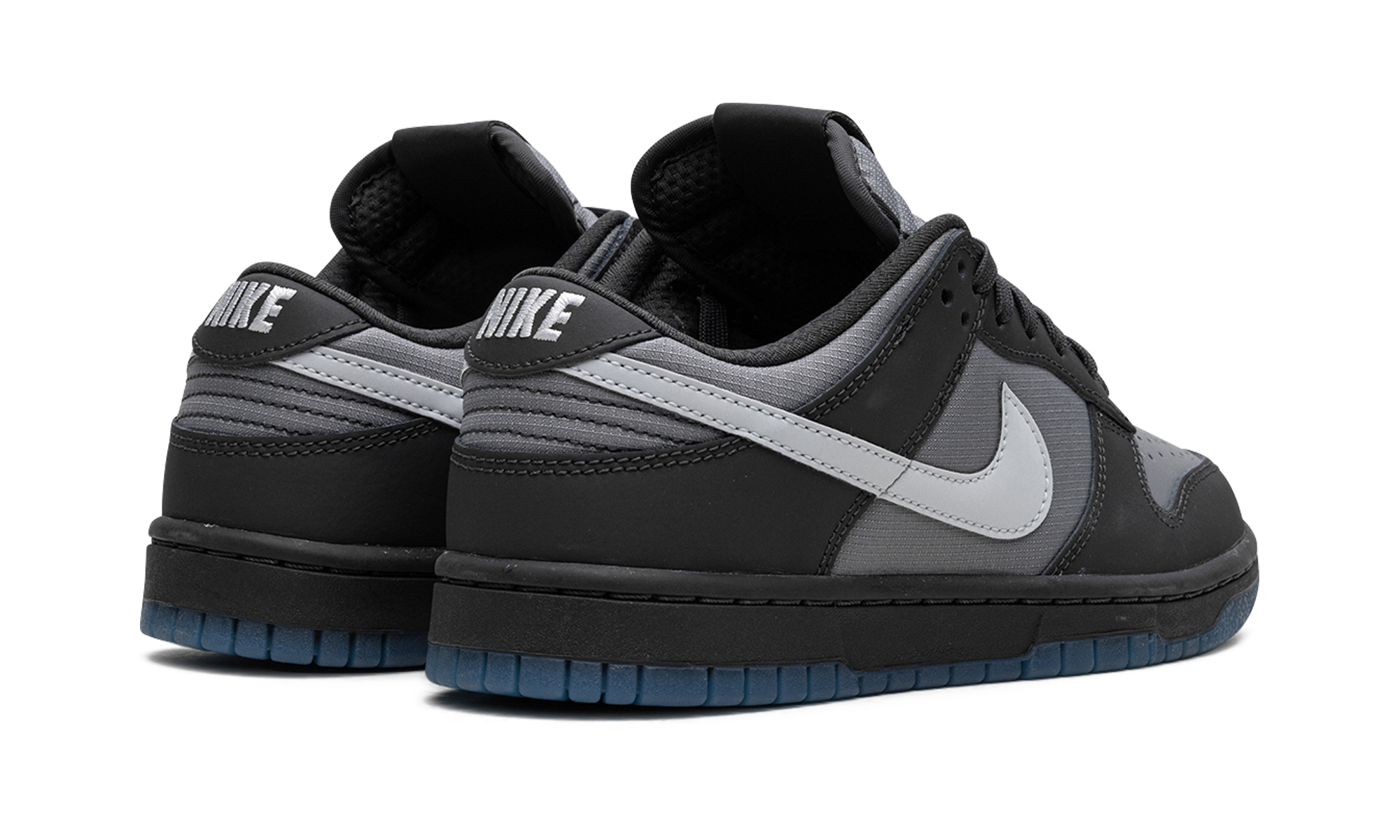 nike dunk low anthracite+FV0384-001+diagnol right behind view