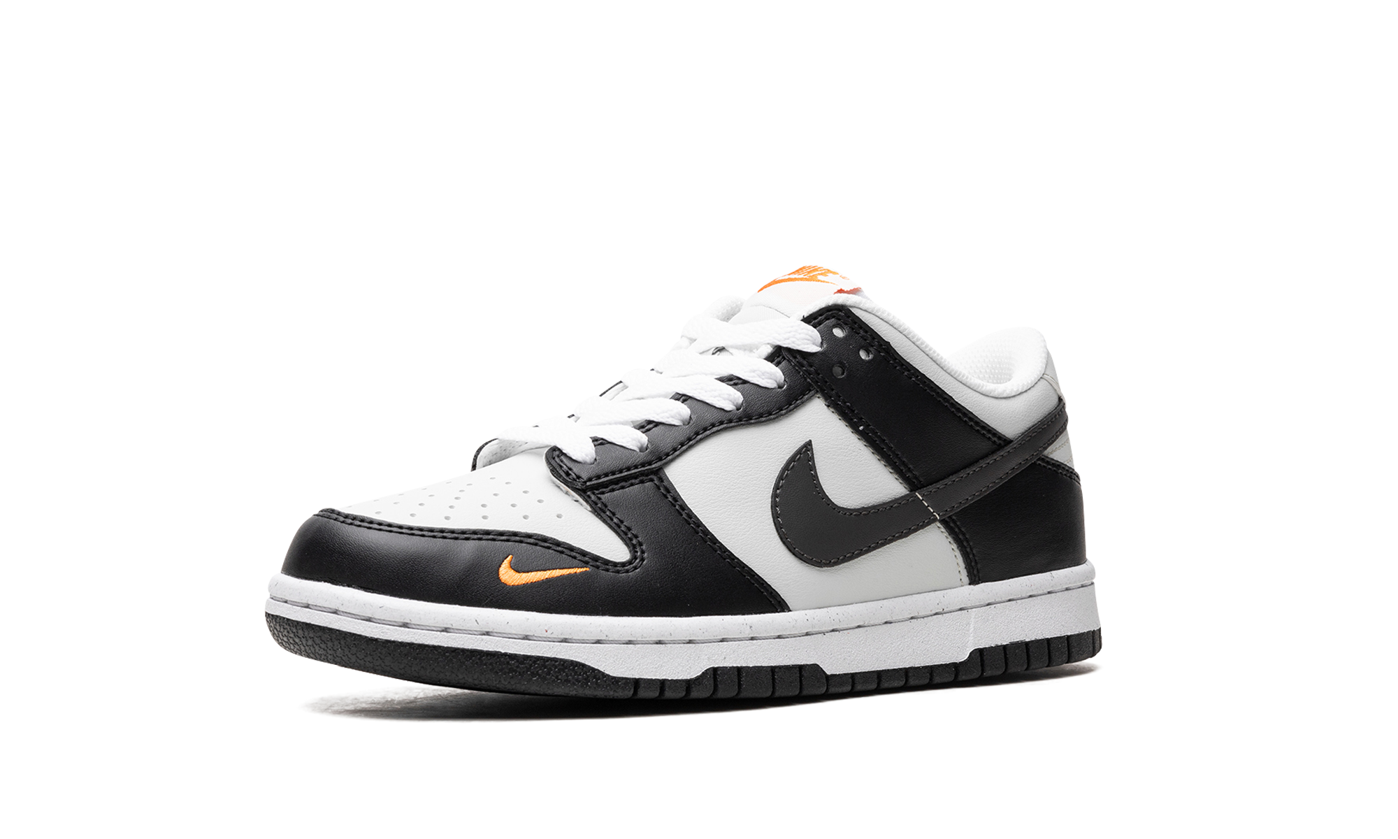 nike dunk low black bright mandarin mini swoosh gs+FN7784-001+left diagnol single view