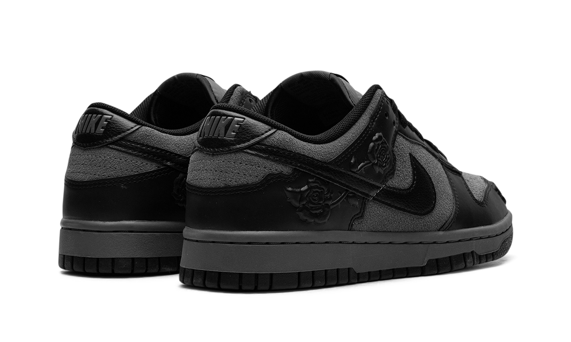 nike dunk low black roses women s+HF1986-001+diagnol right behind view