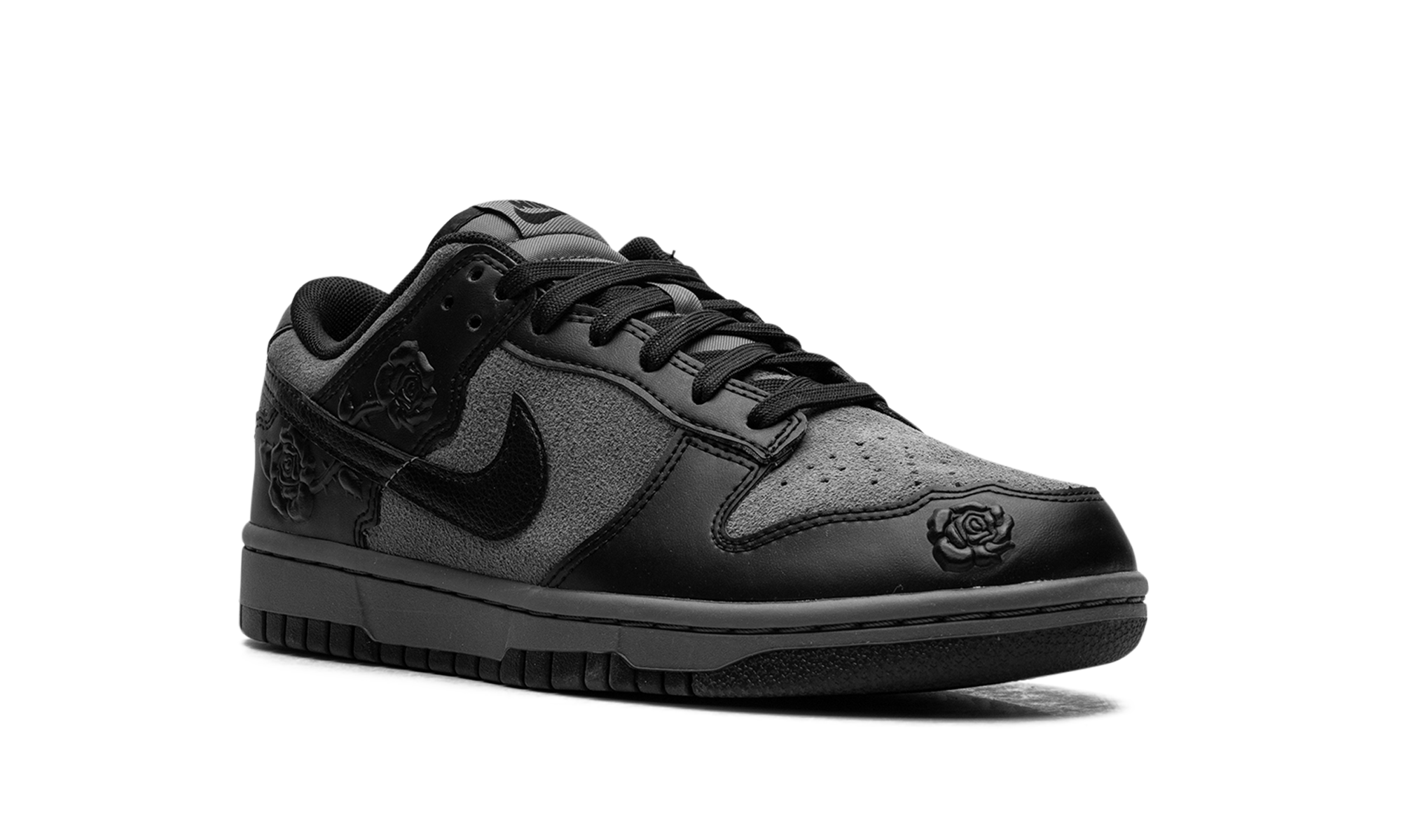 nike dunk low black roses women s+HF1986-001+diagnol right view
