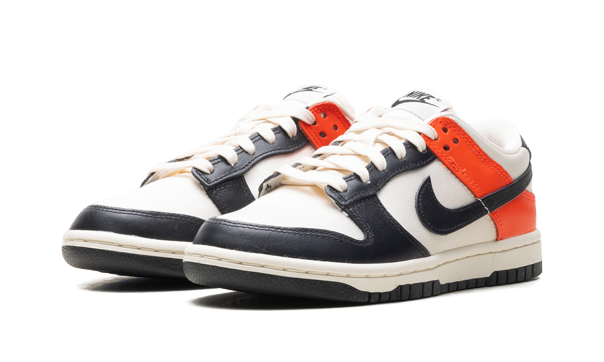 nike dunk low black toe bright crimson women s+HQ3423-635+diagnol left view