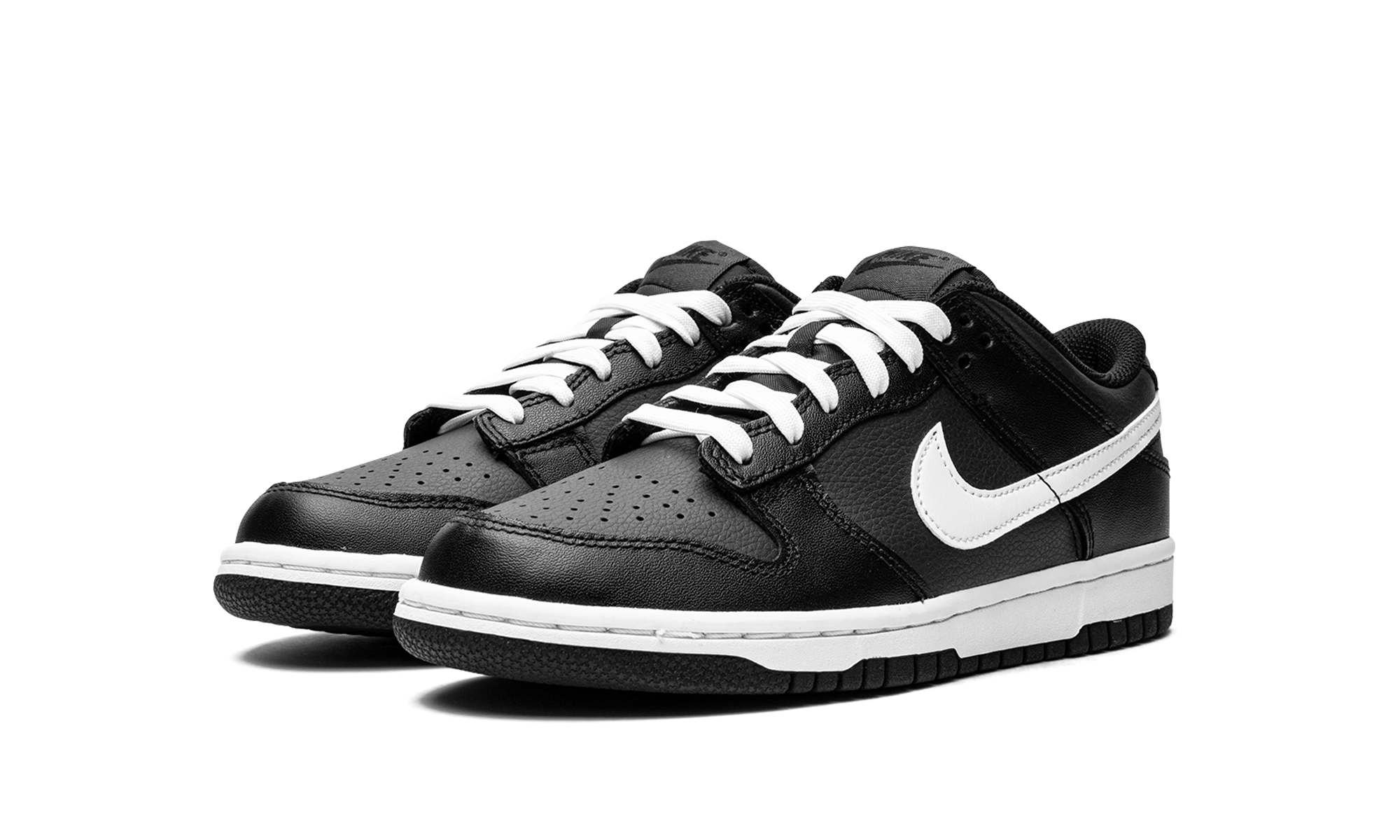 nike dunk low black white 2022 gs+DH9765-002+diagnol left view