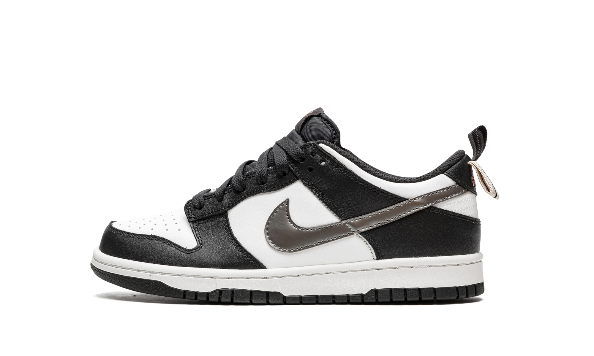 nike dunk low black white metallic gs+DH9764-001+diagnol right view 1