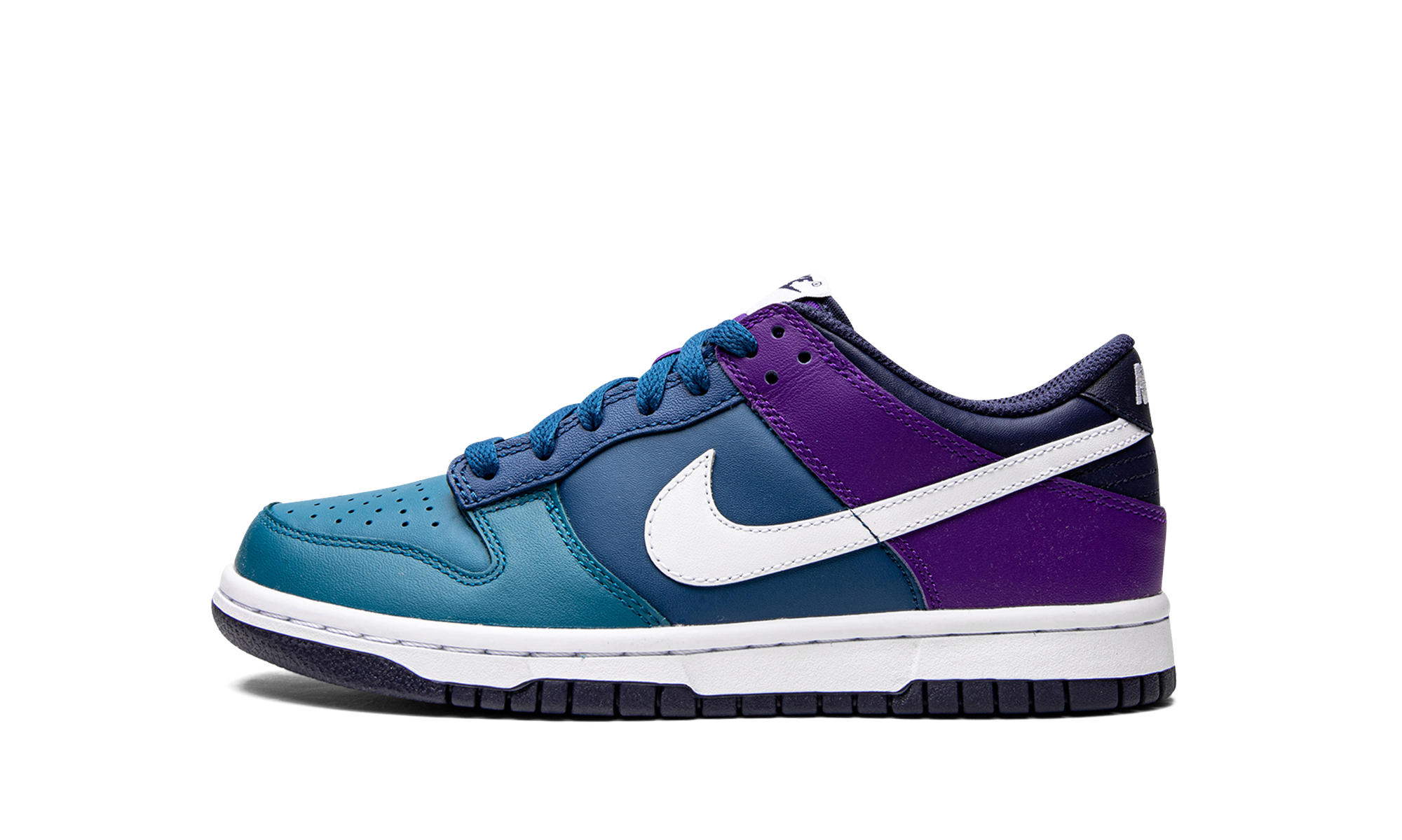 nike dunk low bright spruce marina gs+DH9765-300+diagnol right view 1