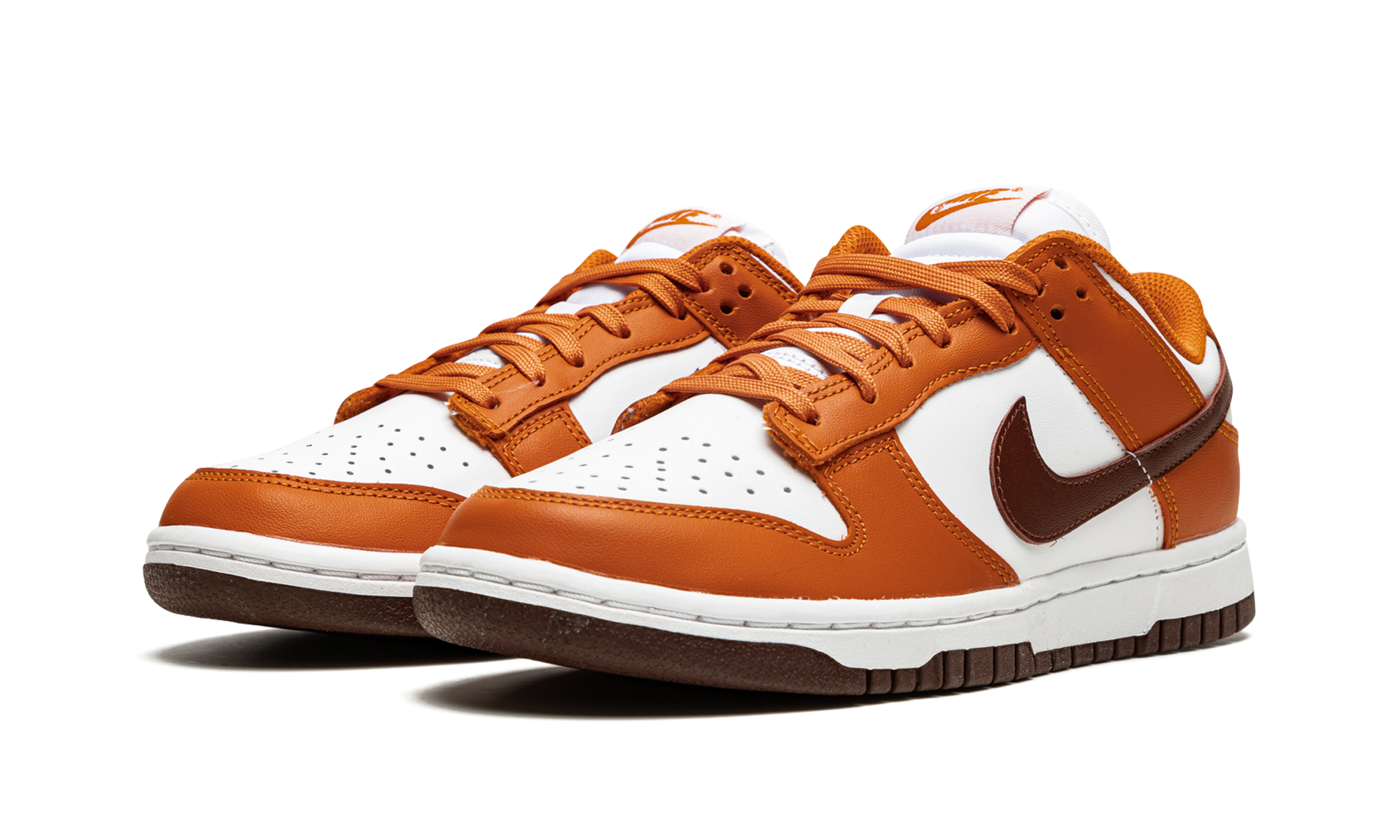 nike dunk low bronze eclipse women s+DQ4697-800+diagnol left view