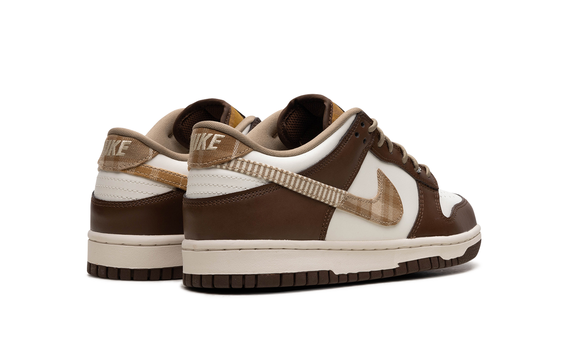 nike dunk low brown plaid gs+FV3653-191+diagnol right behind view