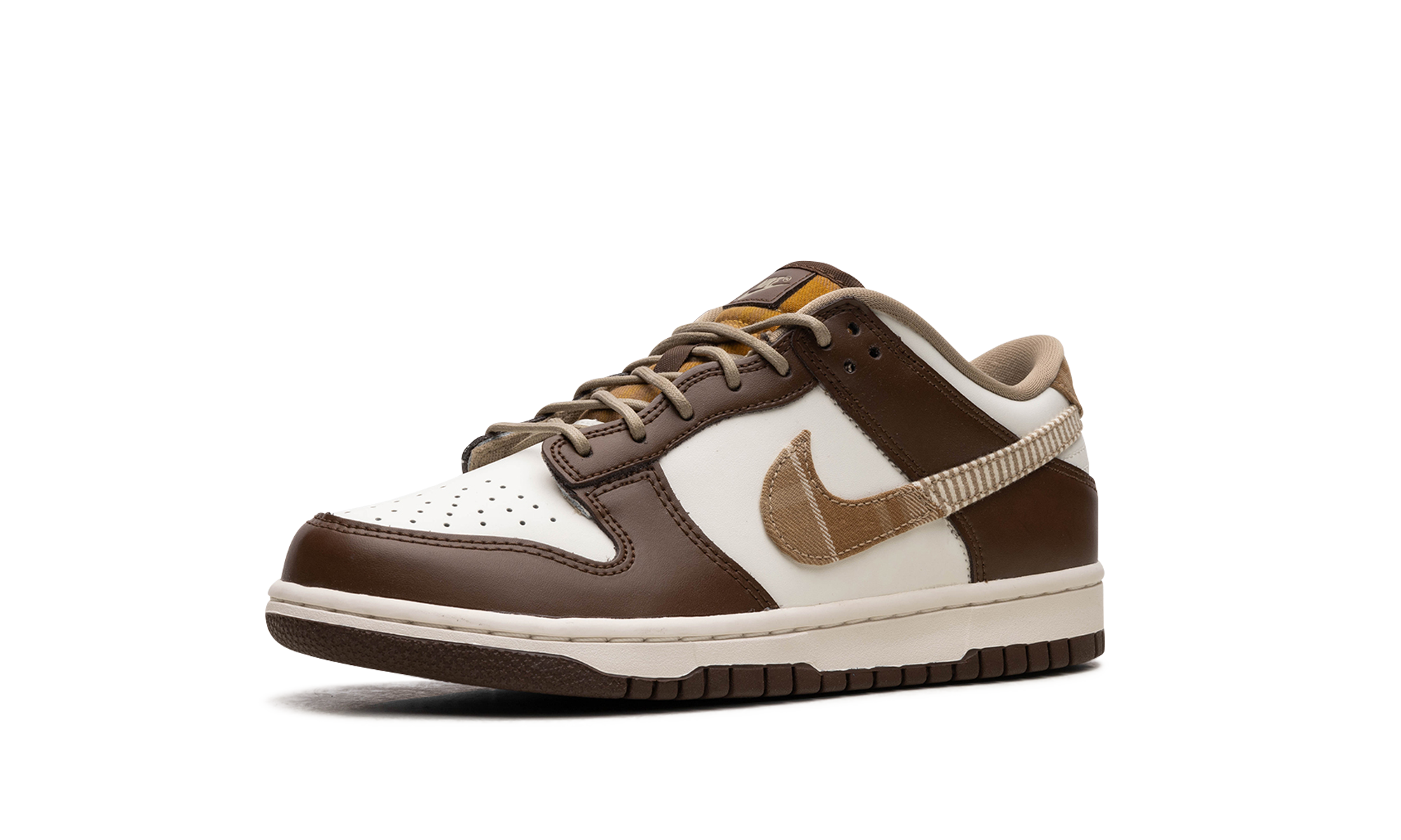 nike dunk low brown plaid gs+FV3653-191+left diagnol single view
