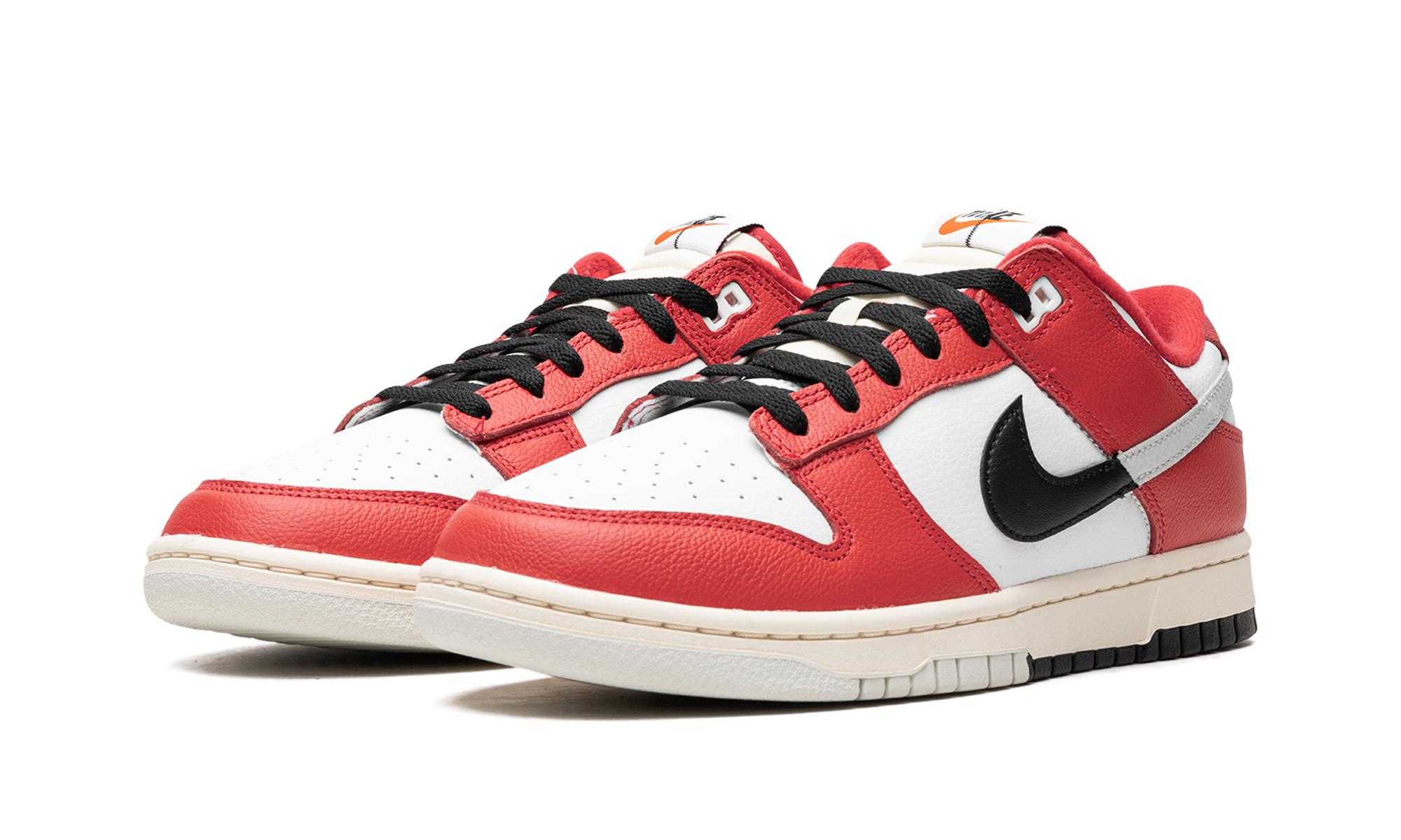 nike dunk low chicago split+DZ2536-600+diagnol left view