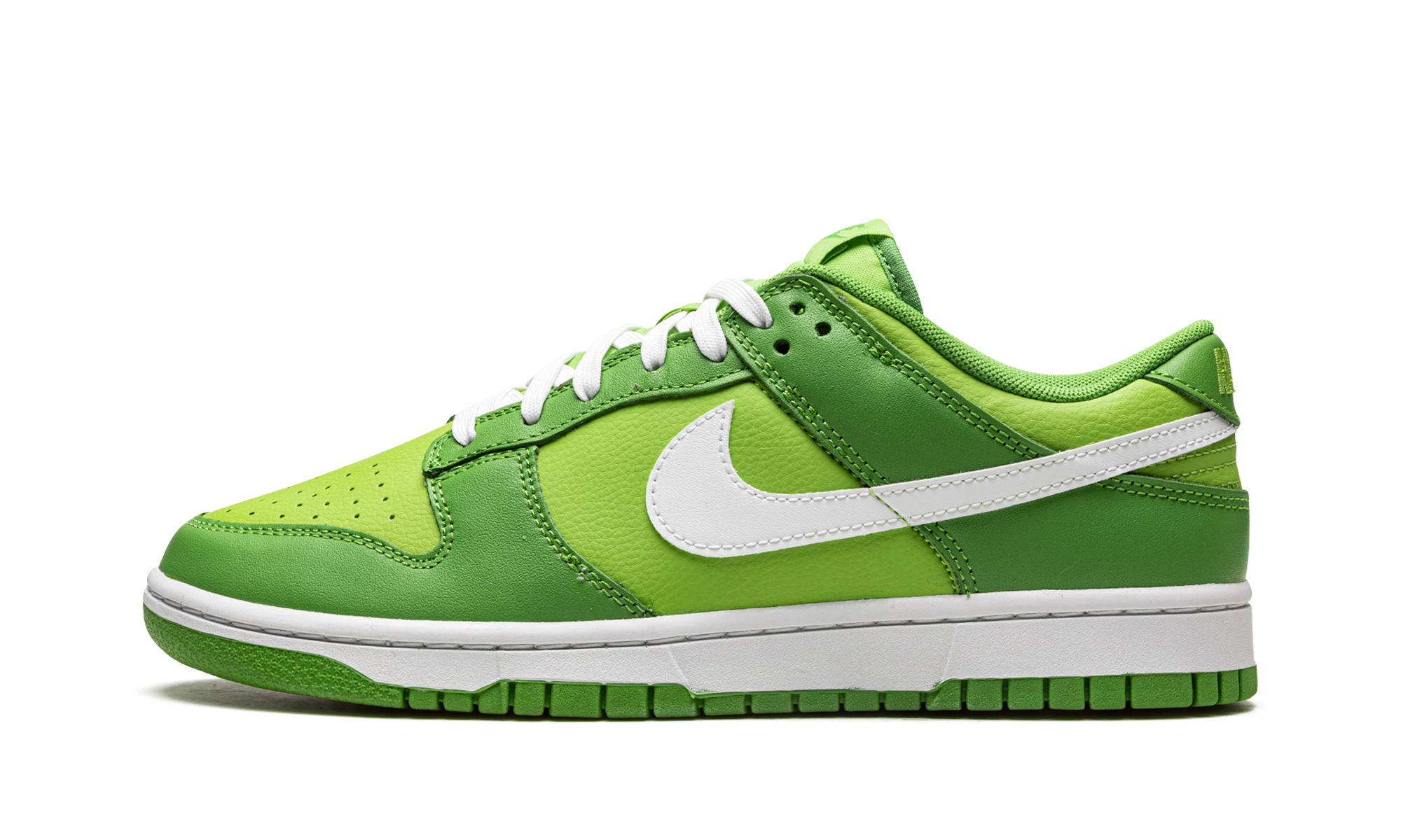 nike dunk low chlorophyll+DJ6188-300+diagnol right view 1