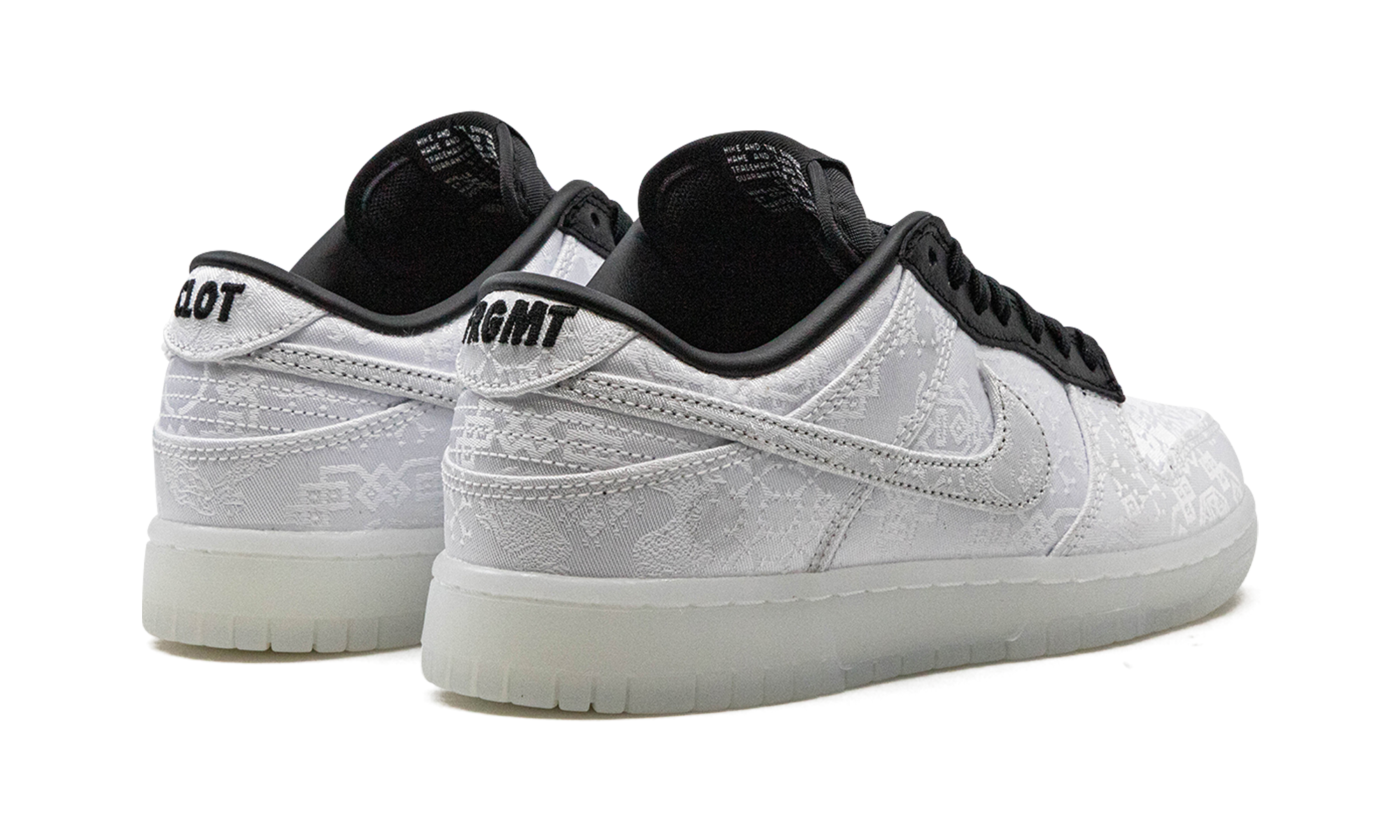 nike dunk low clot fragment white+FN0315-110+diagnol right behind view