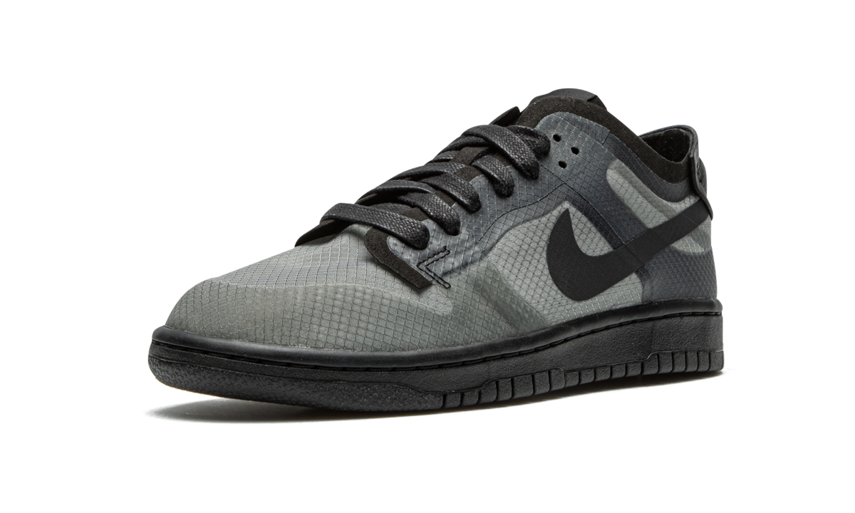 nike dunk low comme des garcons black women s+CZ2675-002+left diagnol single view