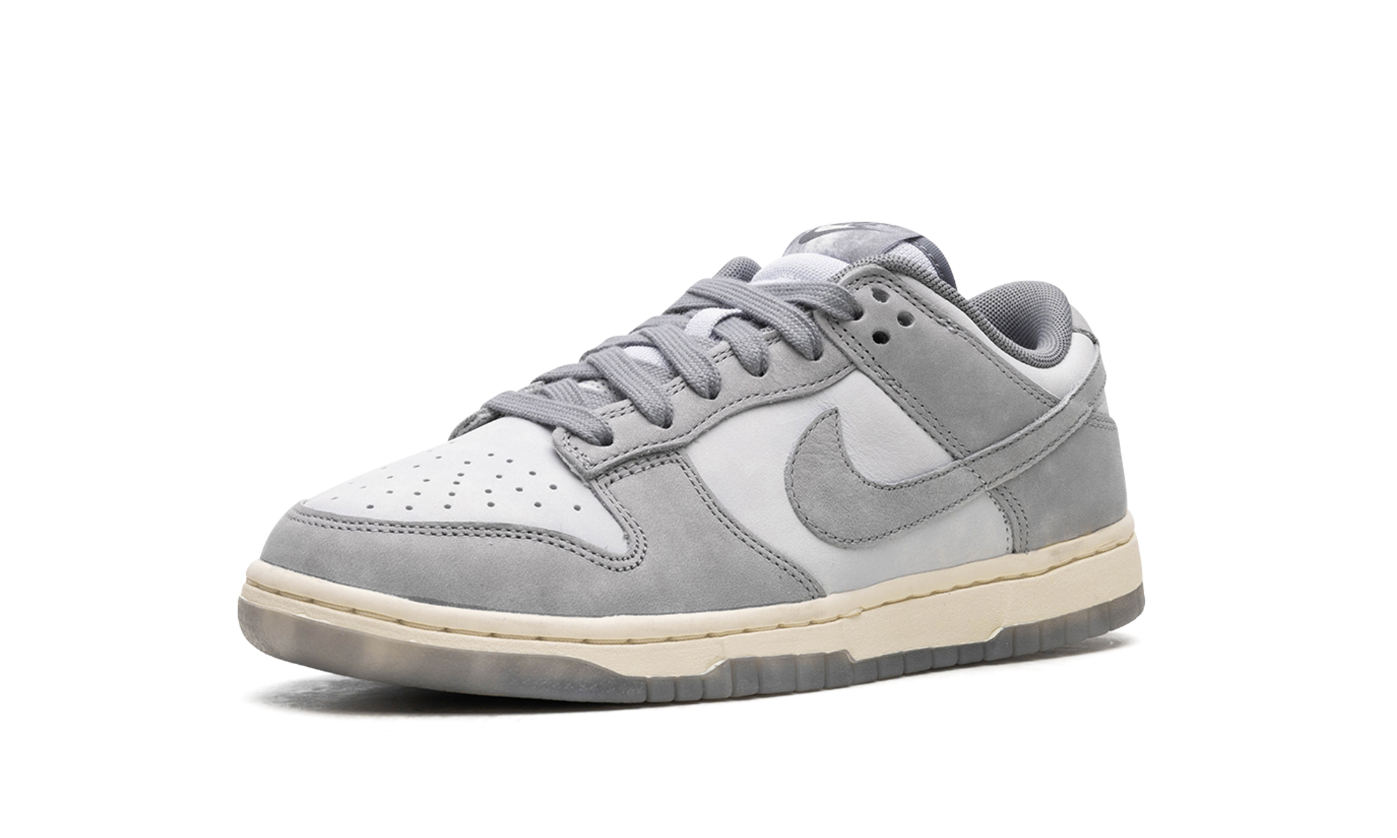 nike dunk low cool grey football grey women s+FV1167-001+left diagnol single view