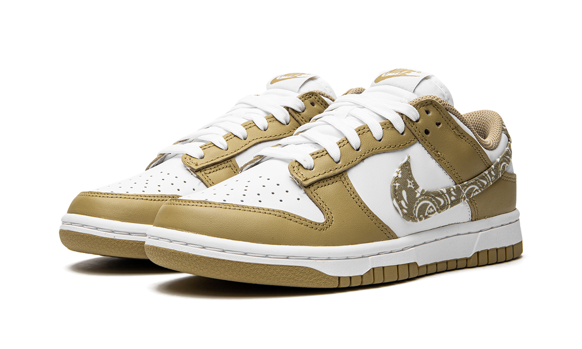 nike dunk low essential paisley pack barley women s+DH4401-104+diagnol left view