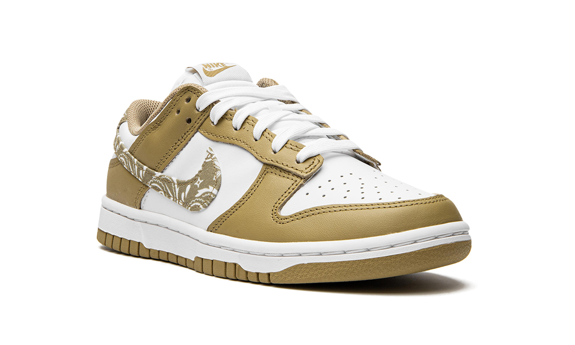 nike dunk low essential paisley pack barley women s+DH4401-104+diagnol right view