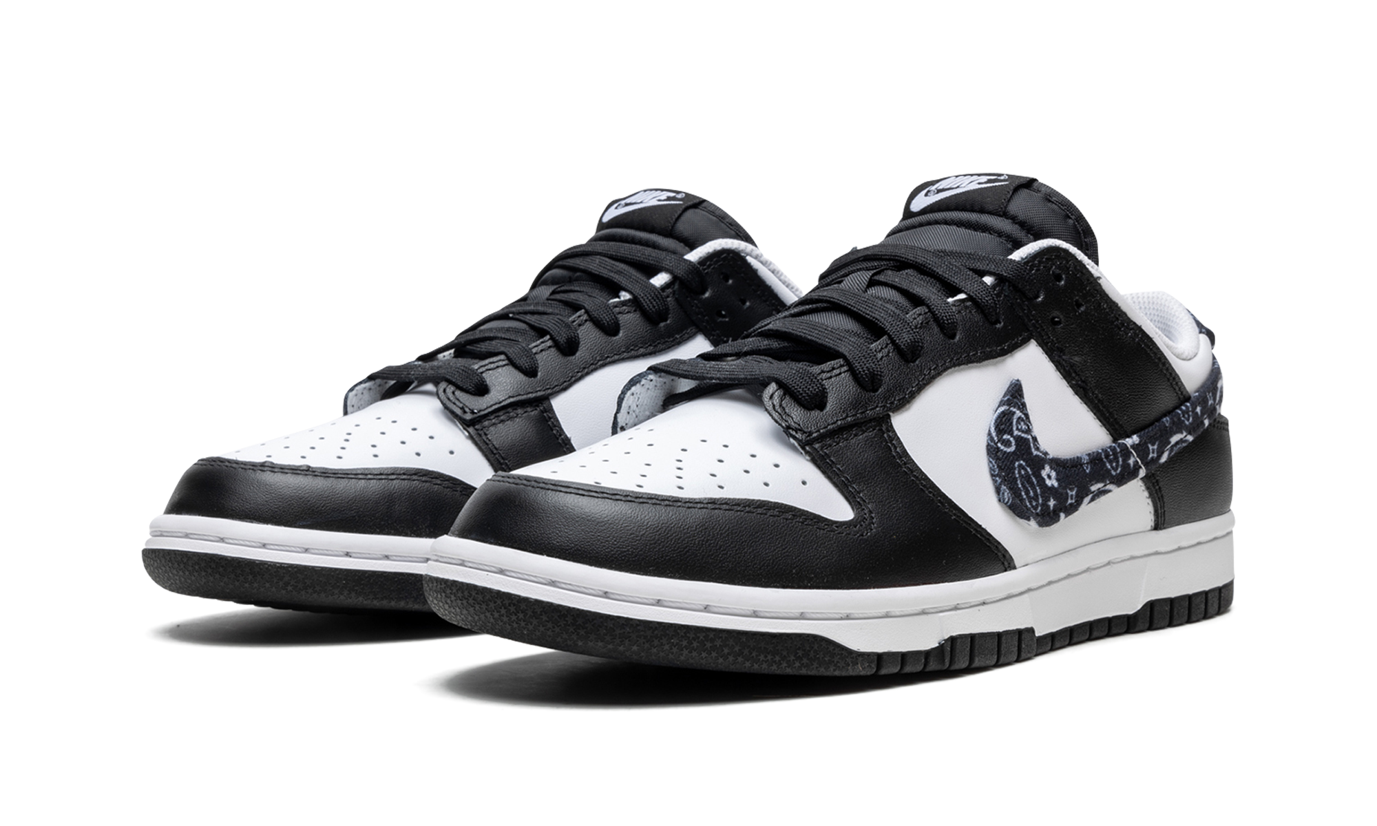 nike dunk low essential paisley pack black women s+DH4401-100+diagnol left view