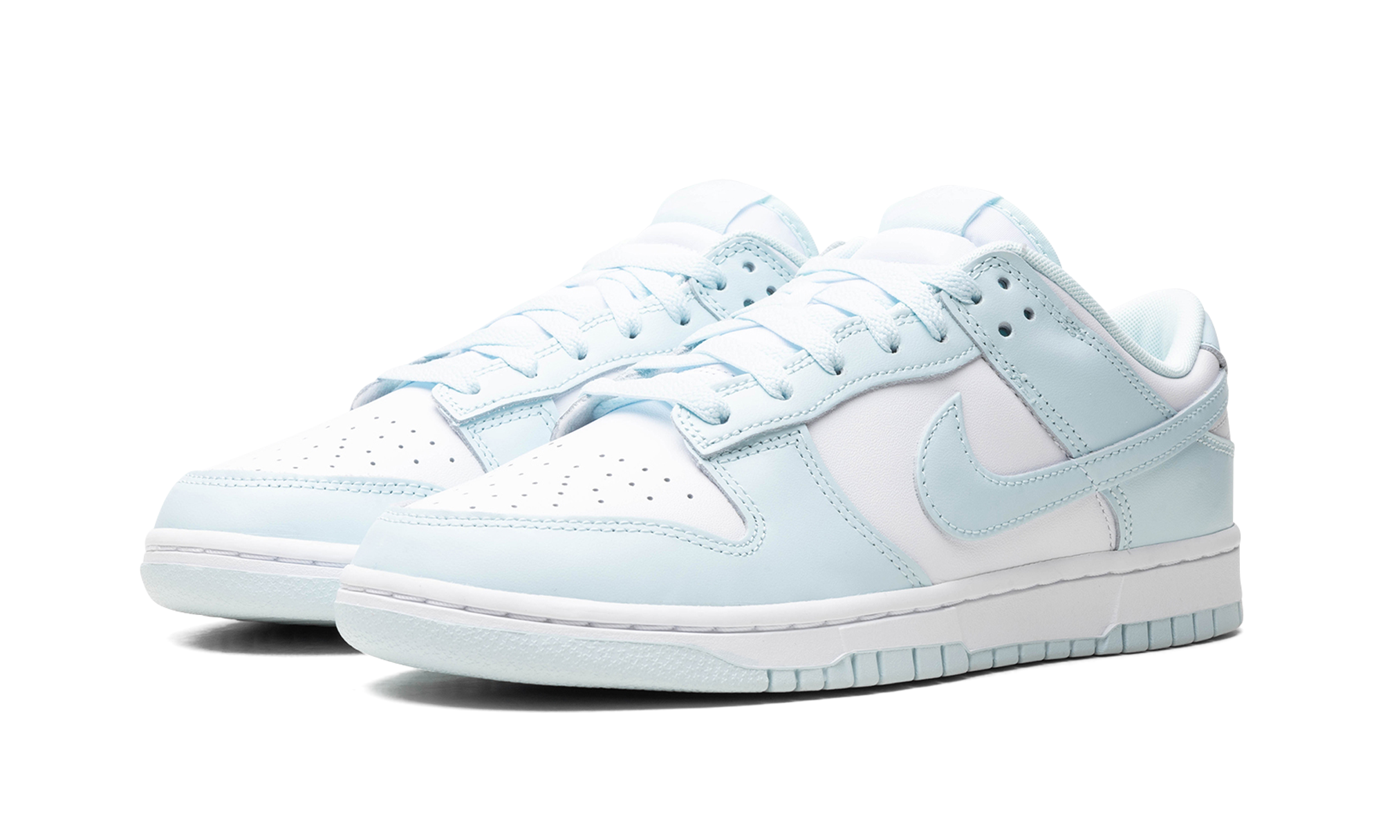 nike dunk low glacier blue+DV0833-104+diagnol left view