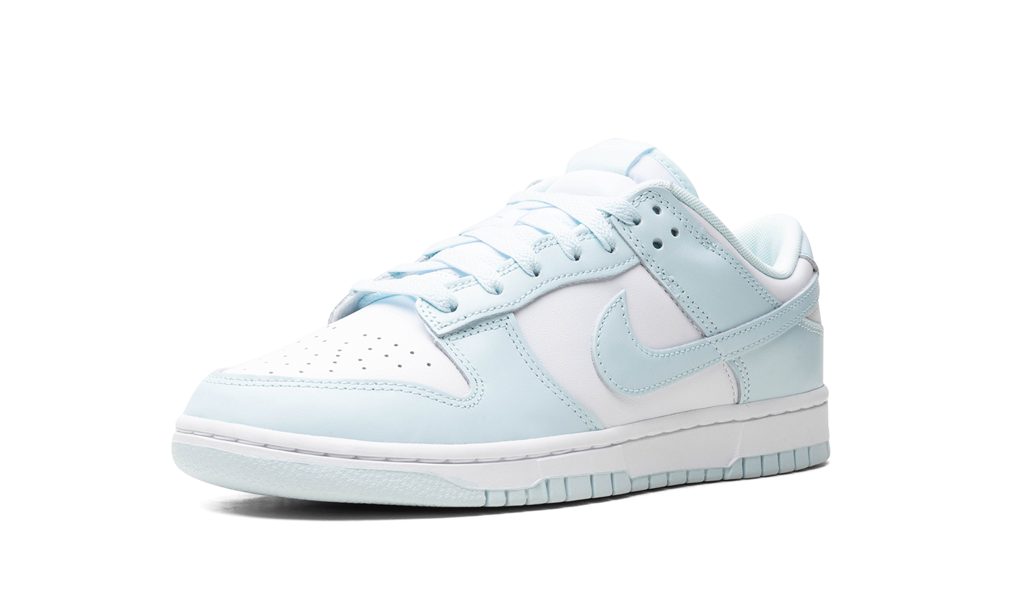 nike dunk low glacier blue+DV0833-104+left diagnol single view