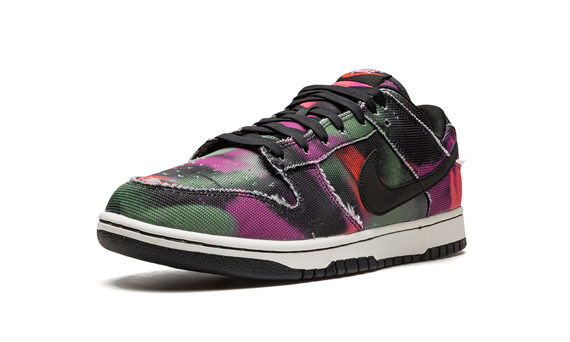 nike dunk low graffiti pink+DM0108-002+left diagnol single view