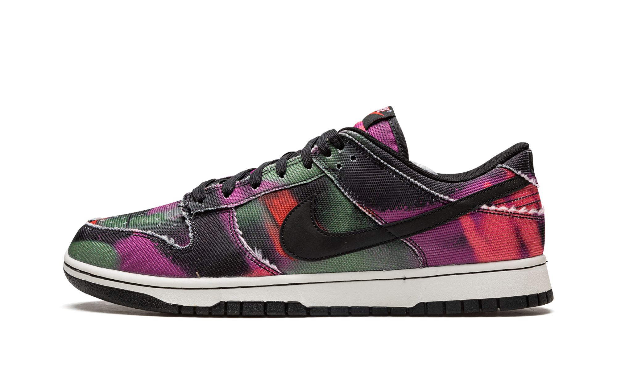 nike dunk low graffiti pink+DM0108-002+diagnol right view 1