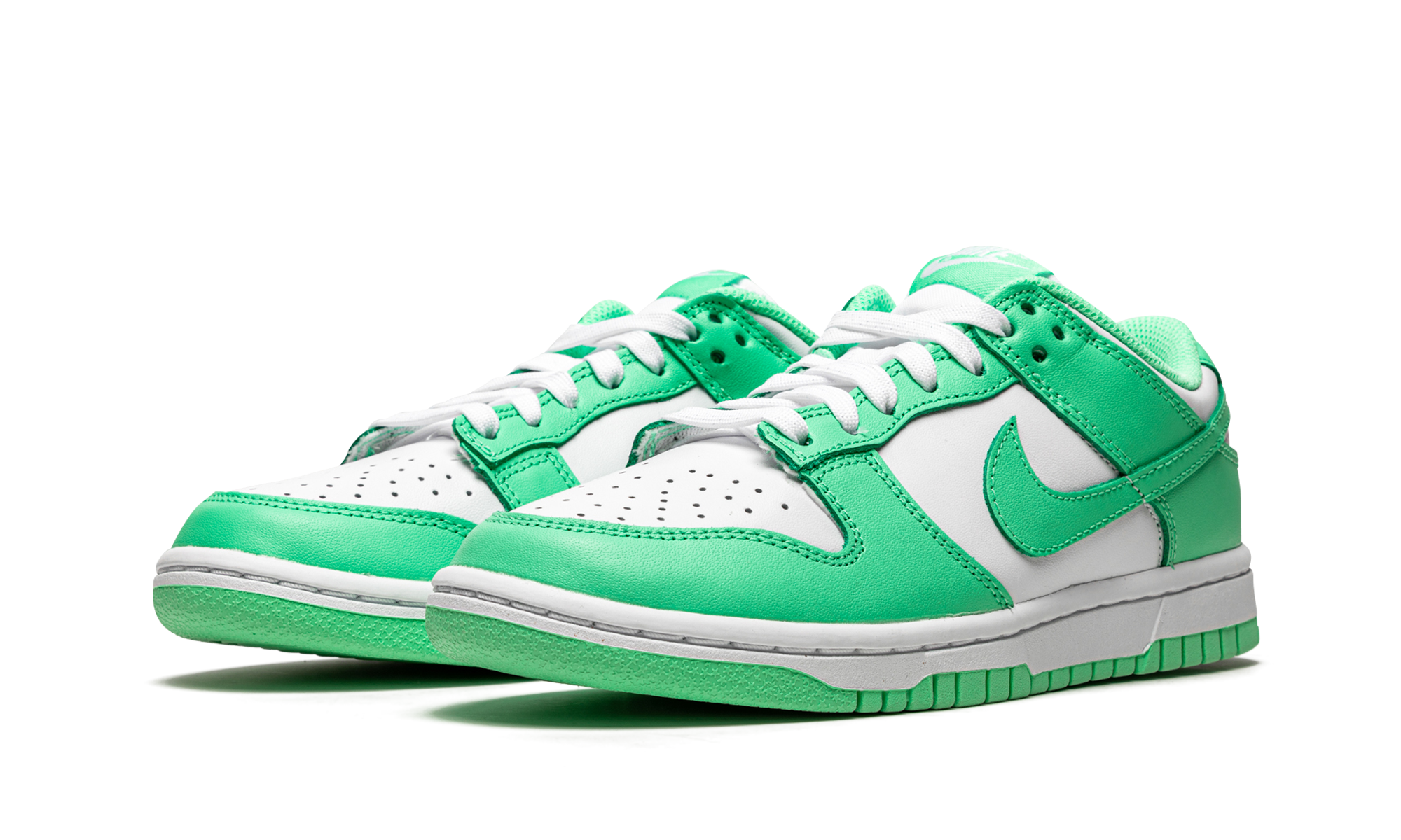 nike dunk low green glow women s+DD1503-105+diagnol left view
