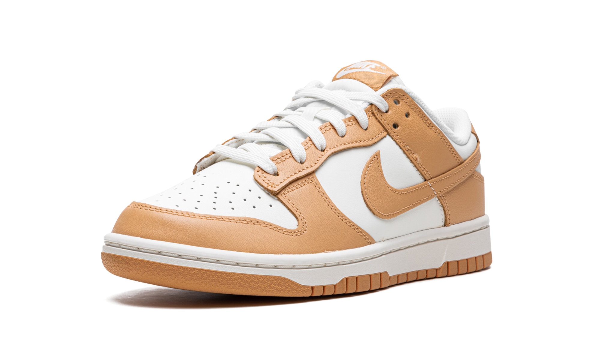 nike dunk low harvest moon women s+DD1503-114+left diagnol single view