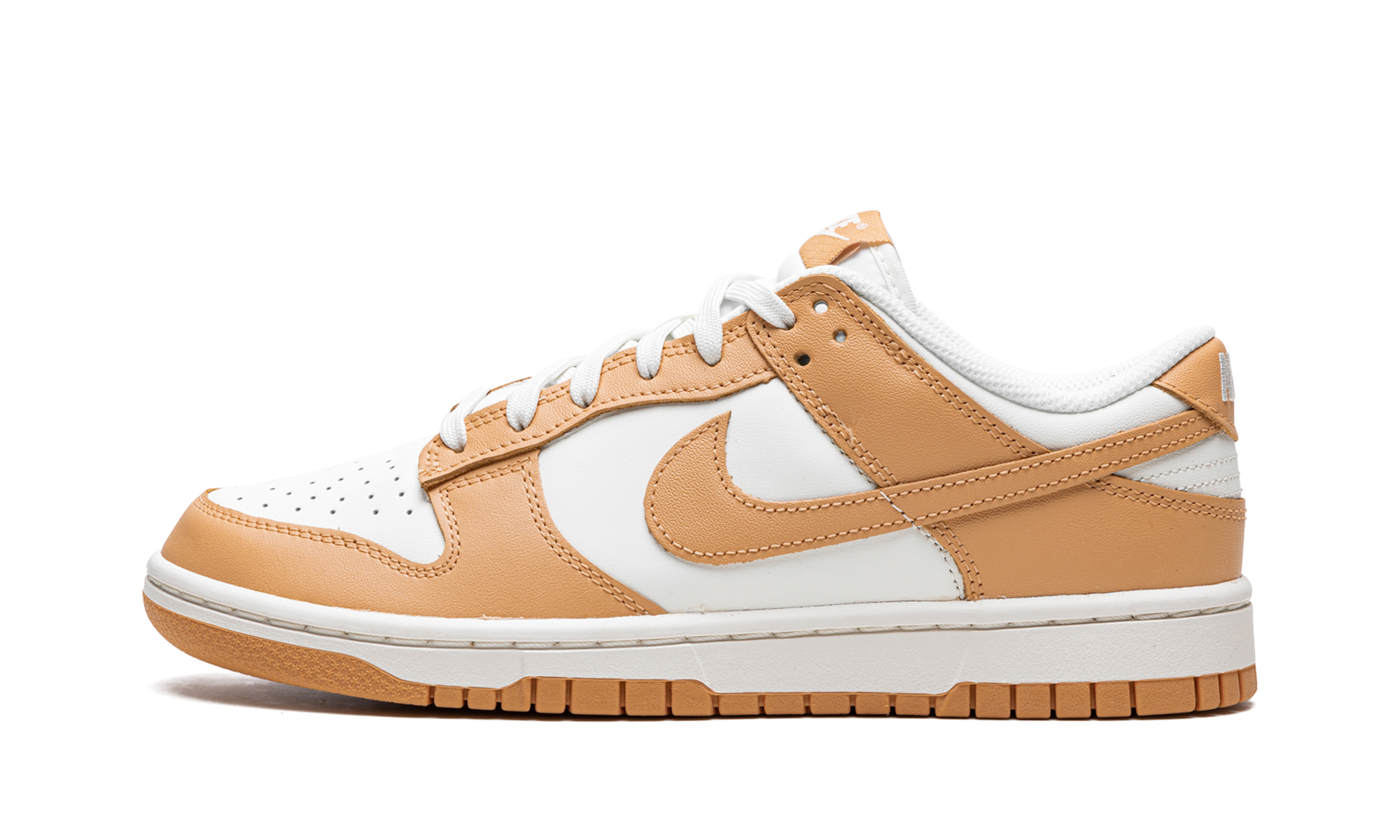 nike dunk low harvest moon women s+DD1503-114+diagnol right view 1