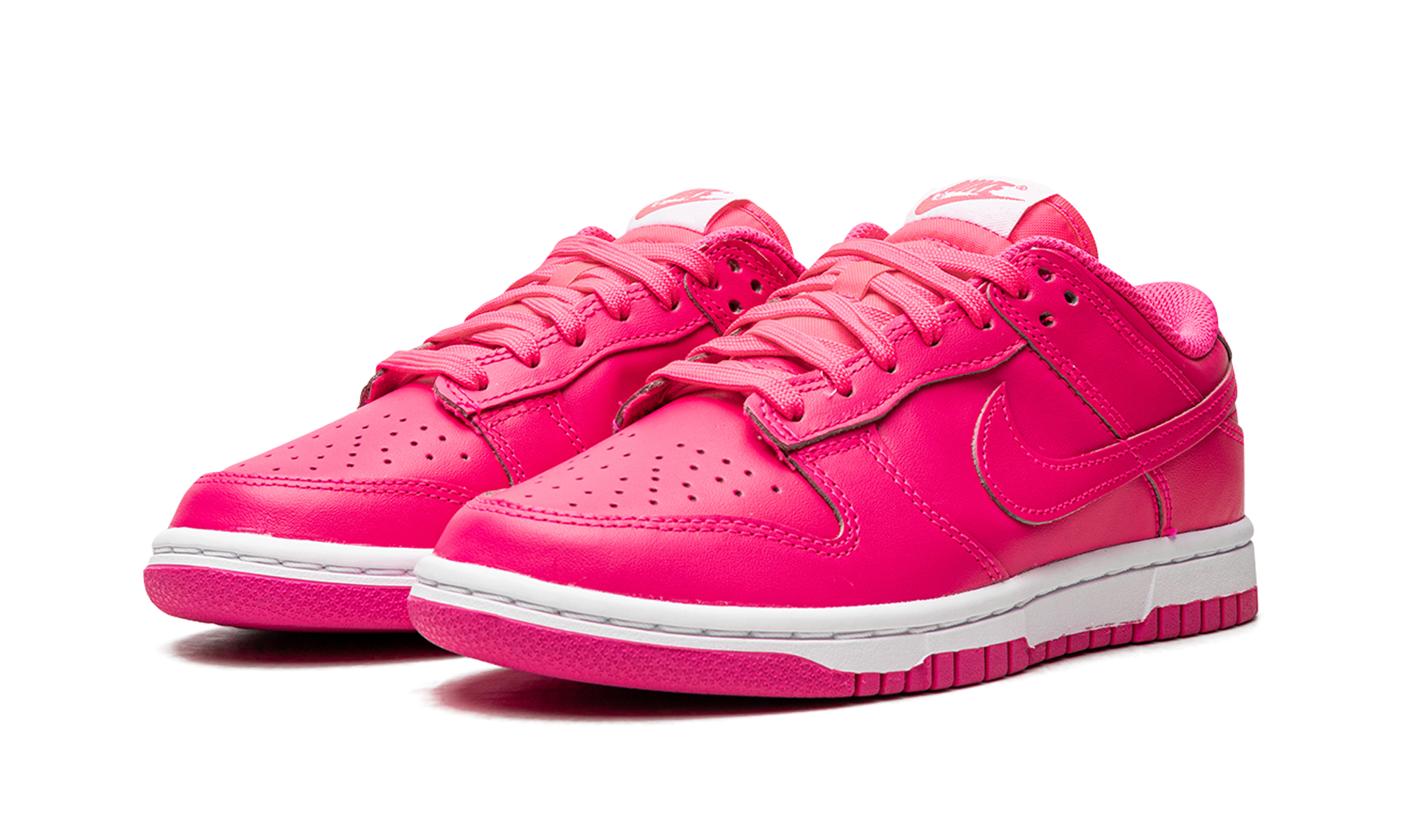 nike dunk low hyper pink women s+DZ5196-600+diagnol left view