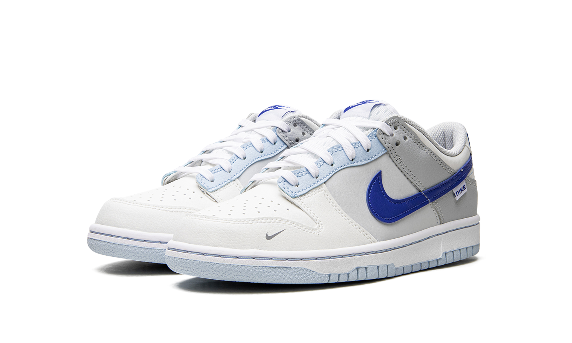 nike dunk low ivory hyper royal gs+FB1843-141+diagnol left view