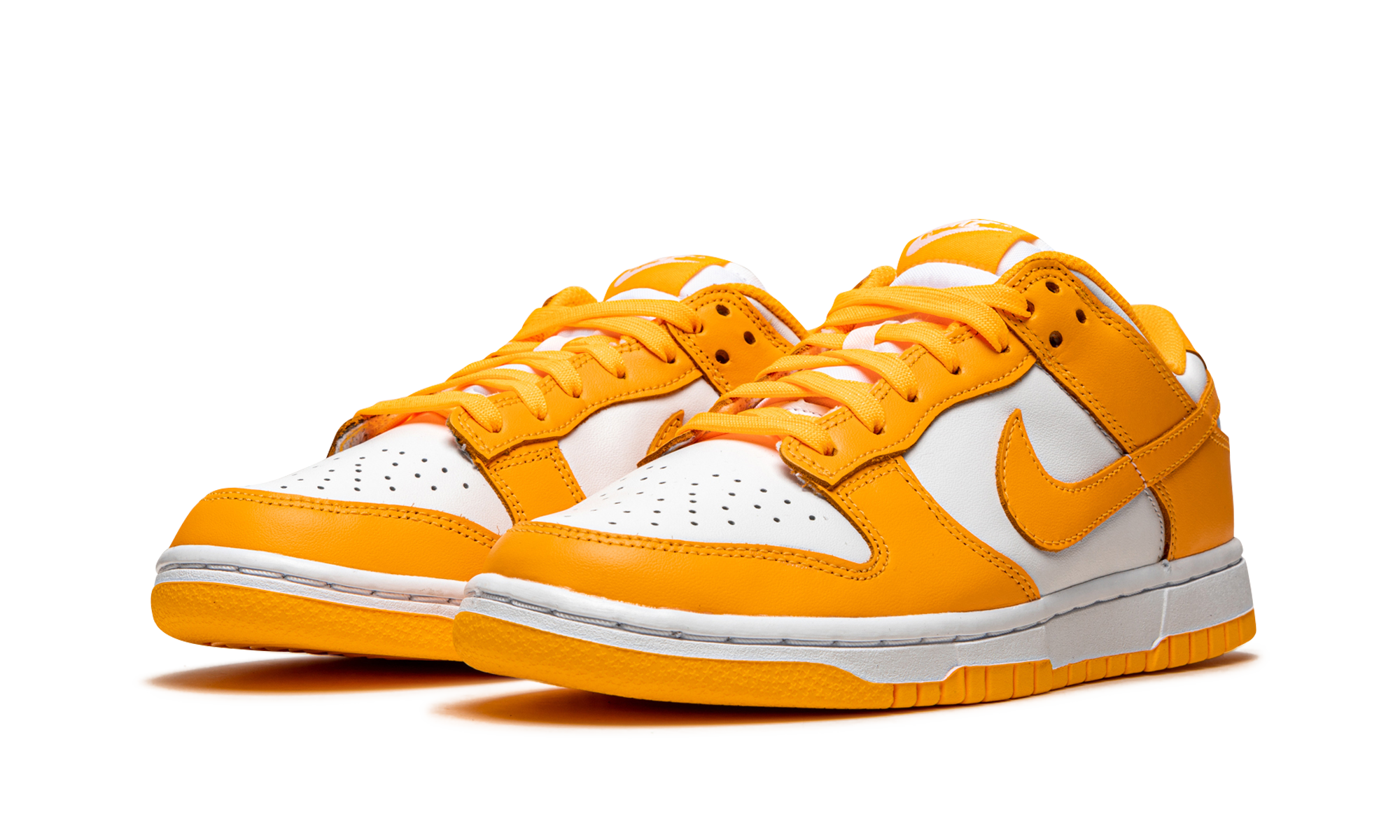 nike dunk low laser orange women s+DD1503-800+diagnol left view