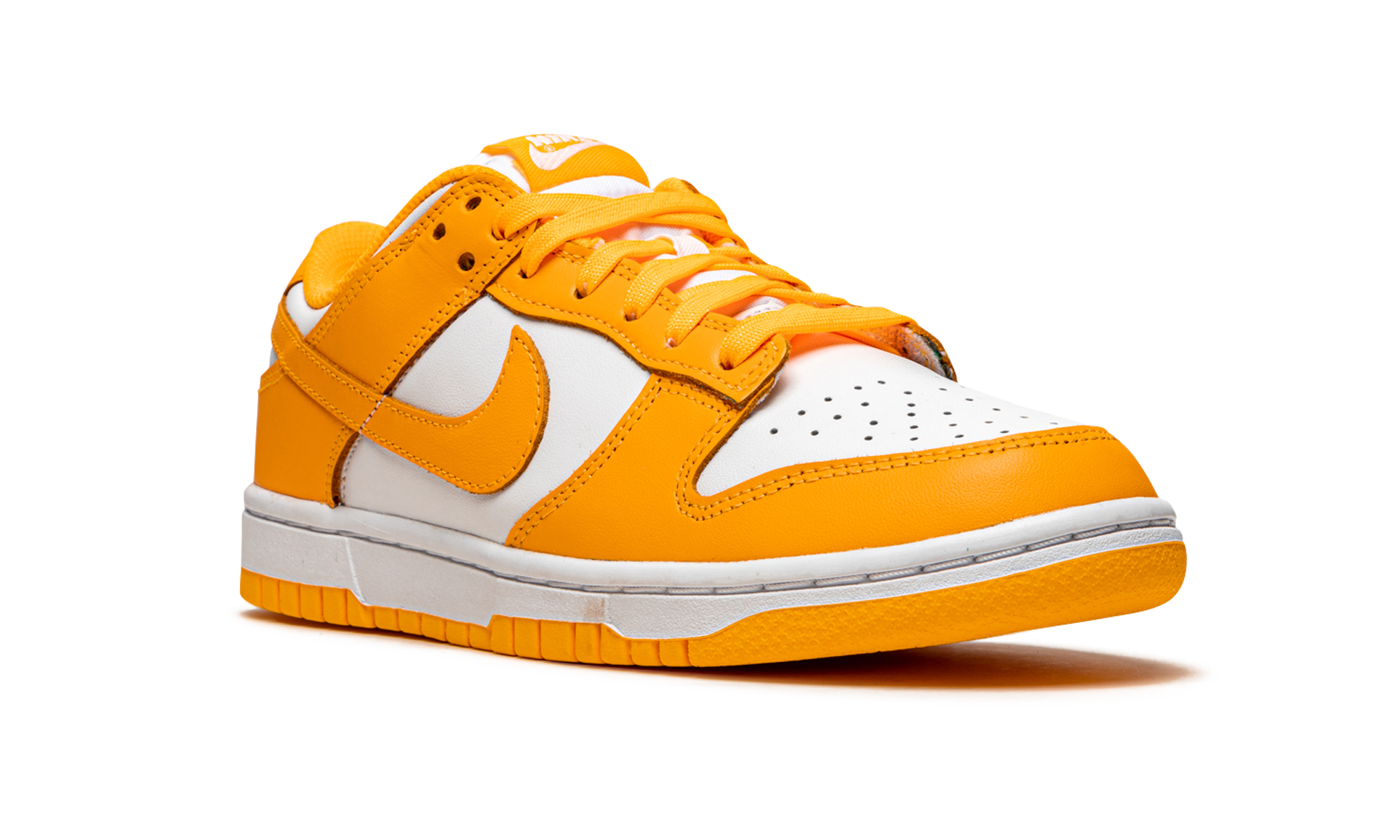 nike dunk low laser orange women s+DD1503-800+diagnol right view