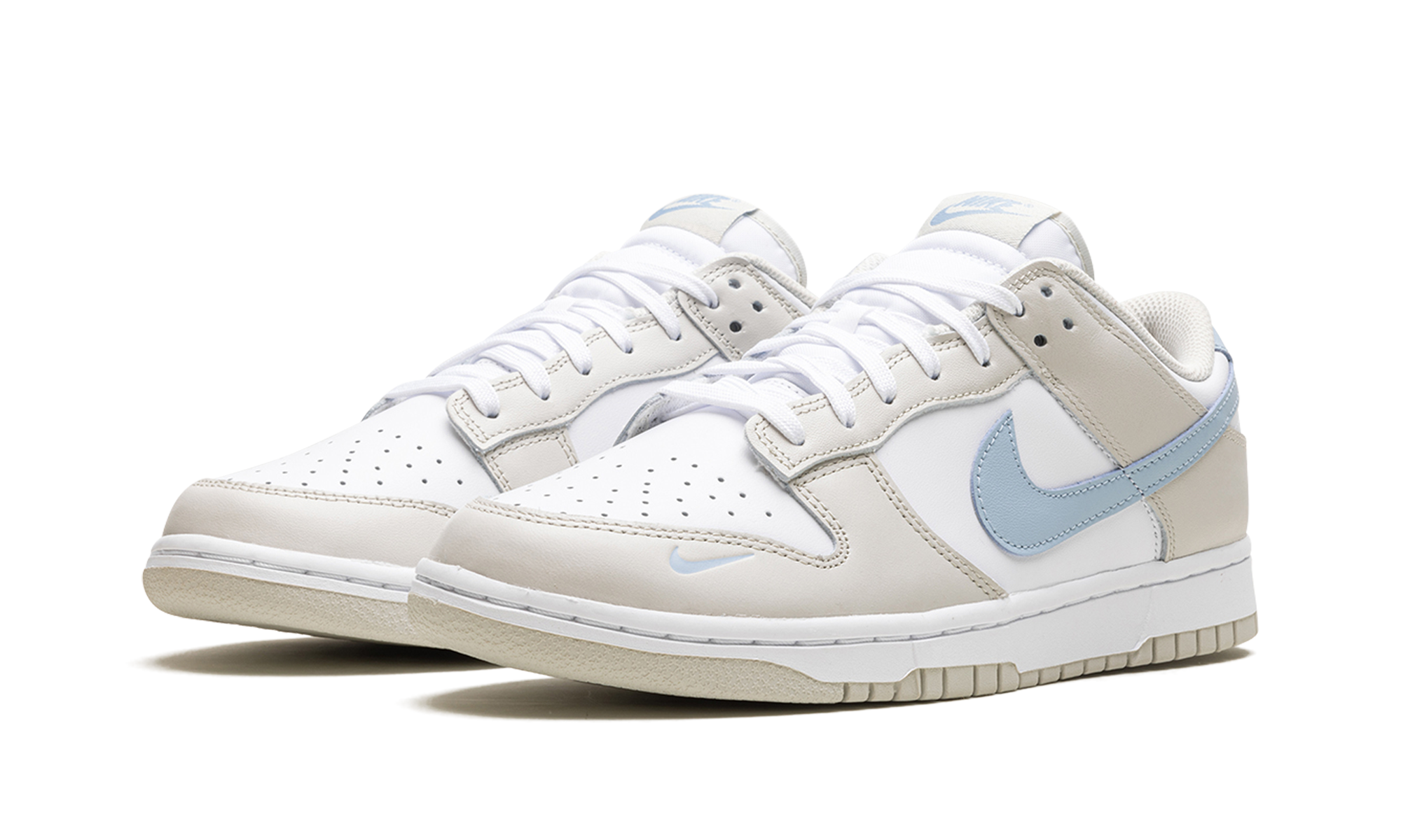 nike dunk low light bone armory blue women s+HF0023-100+diagnol left view