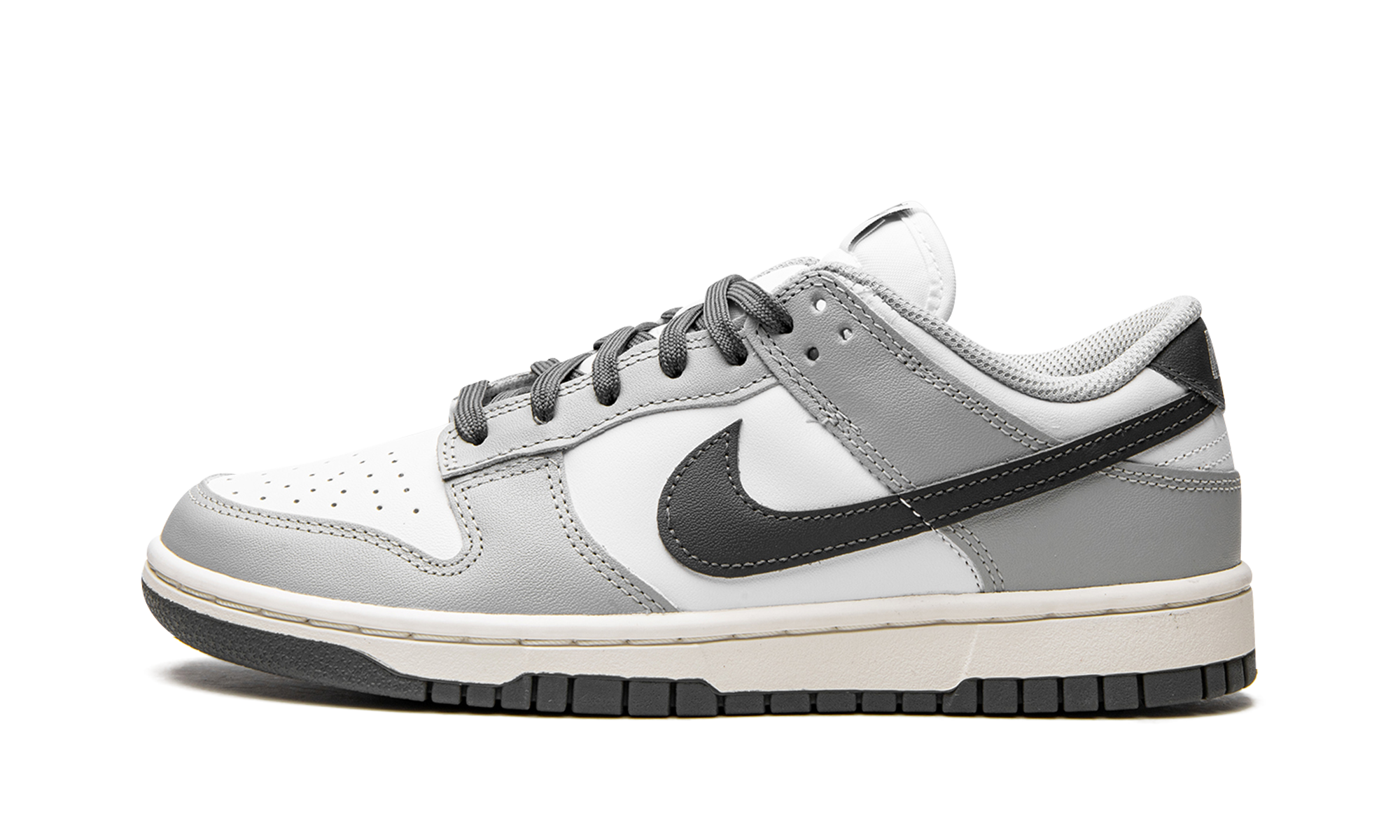 nike dunk low light smoke grey women s+DD1503-117+diagnol right view 1