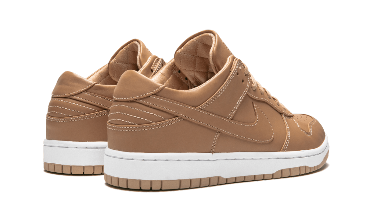 nike dunk low lux vachetta tan+857587-200+diagnol right behind view
