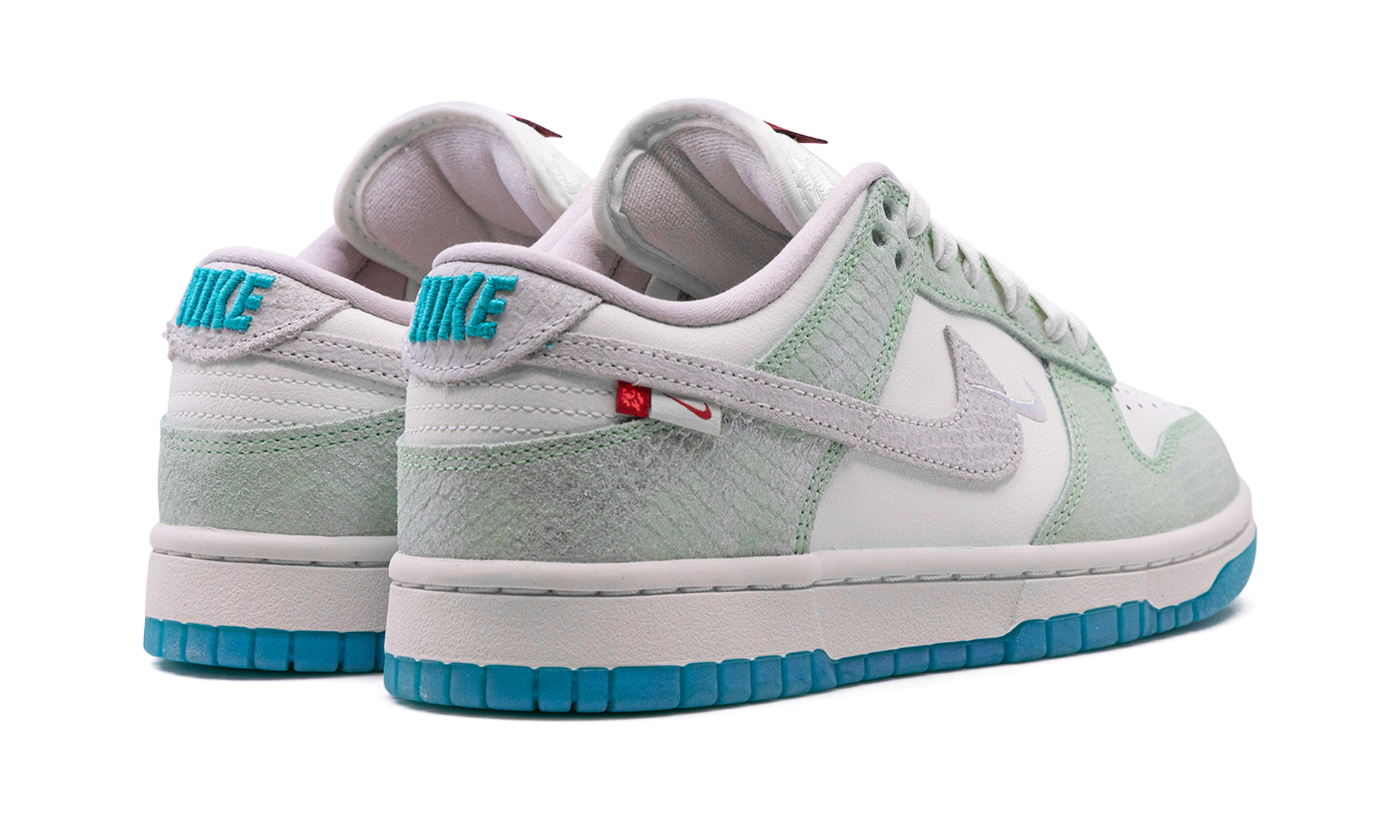 nike dunk low lx year of the dragon 2024 women s+FZ5065-111+diagnol right behind view
