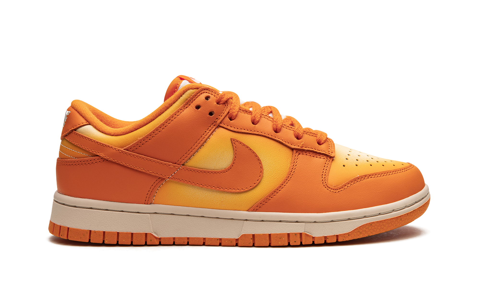 nike dunk low magma orange women s+DX2953-800+right view