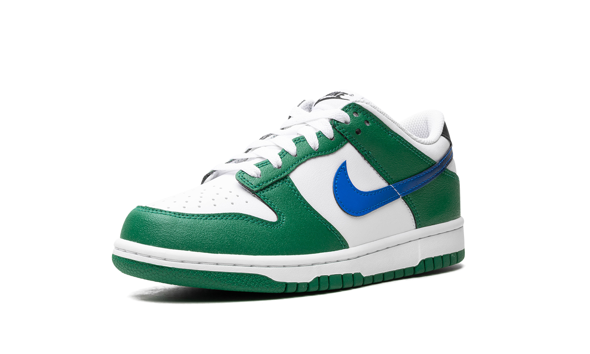 nike dunk low malachite gs+FZ4357-300+left diagnol single view