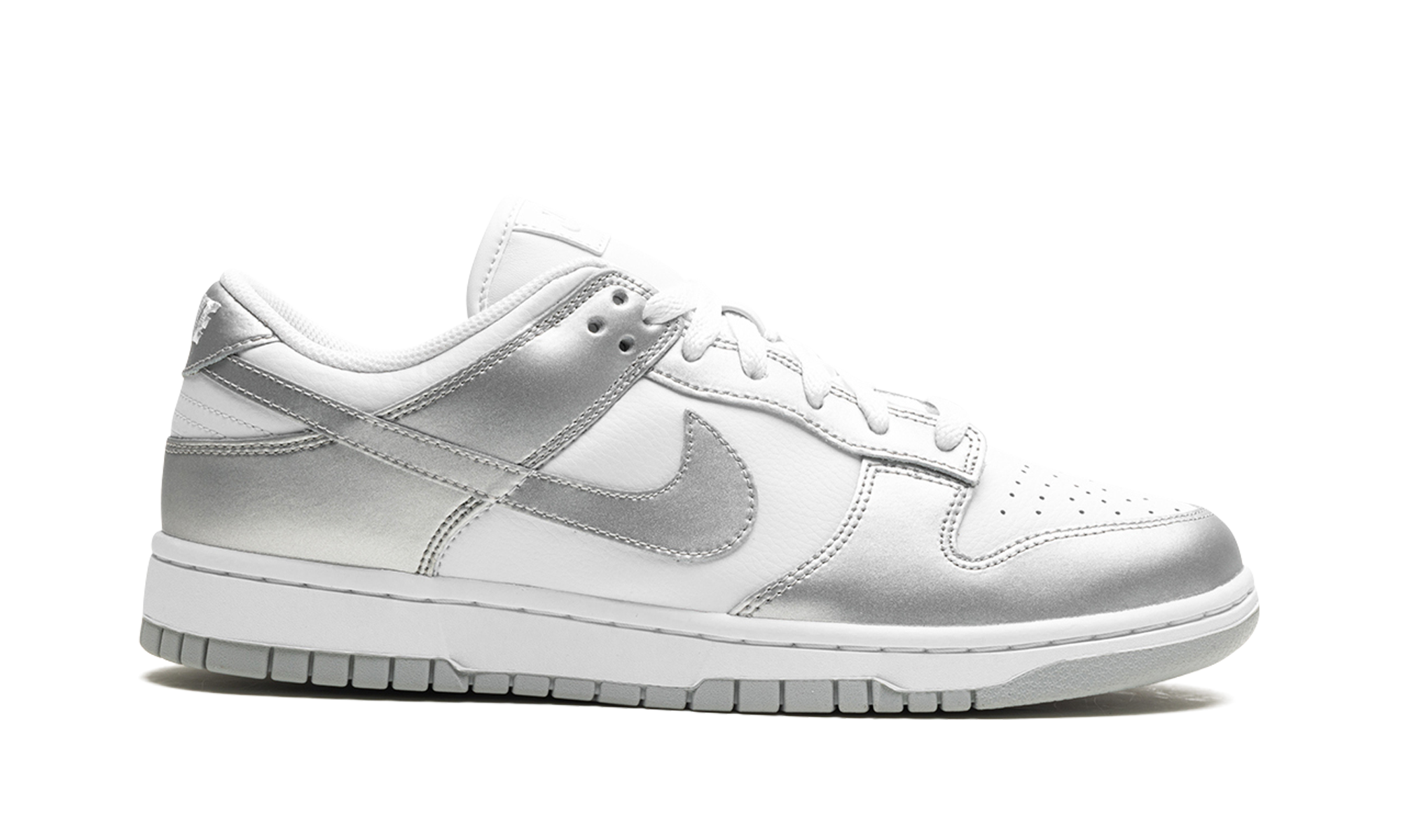 nike dunk low metallic silver women s+FV1311-100+right view