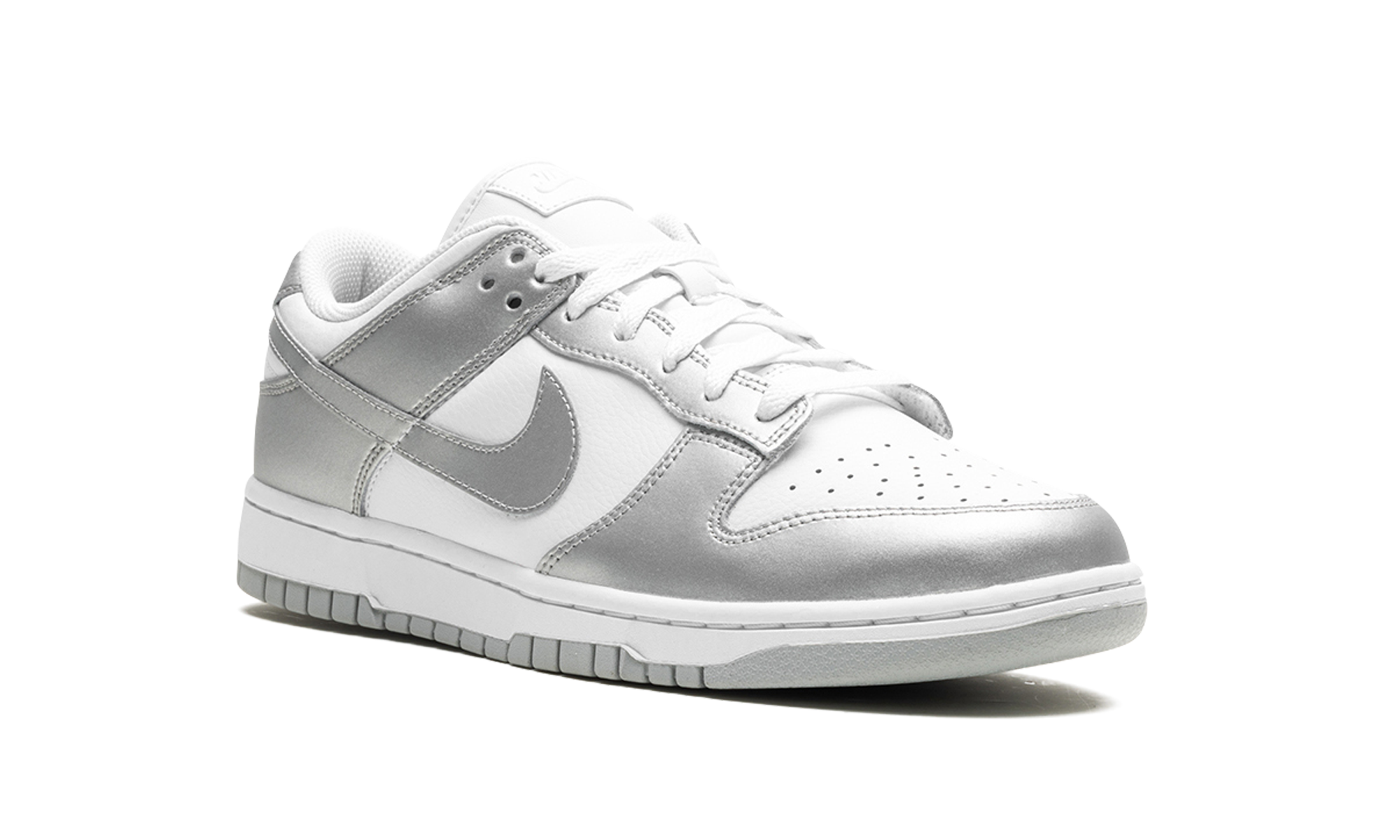 nike dunk low metallic silver women s+FV1311-100+diagnol right view