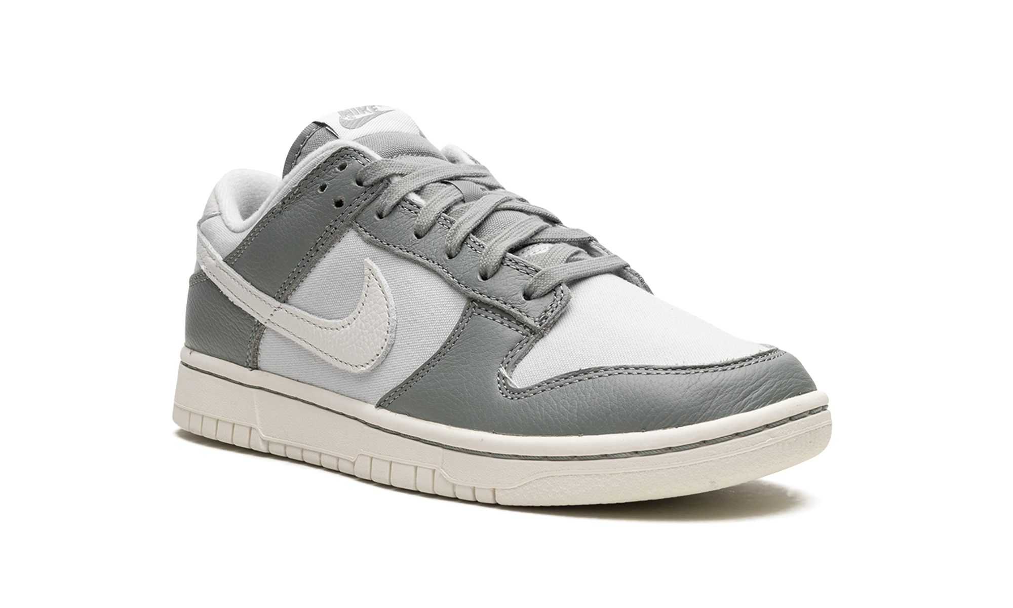 nike dunk low mica green+DV7212-300+diagnol right view