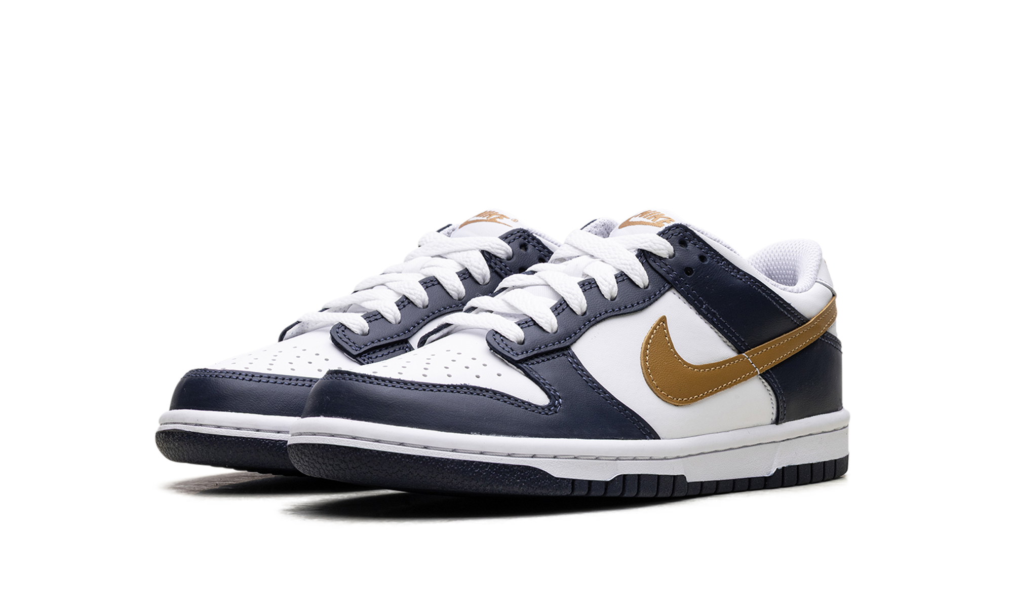 nike dunk low midnight navy wheat gs+FB9109-111+diagnol left view