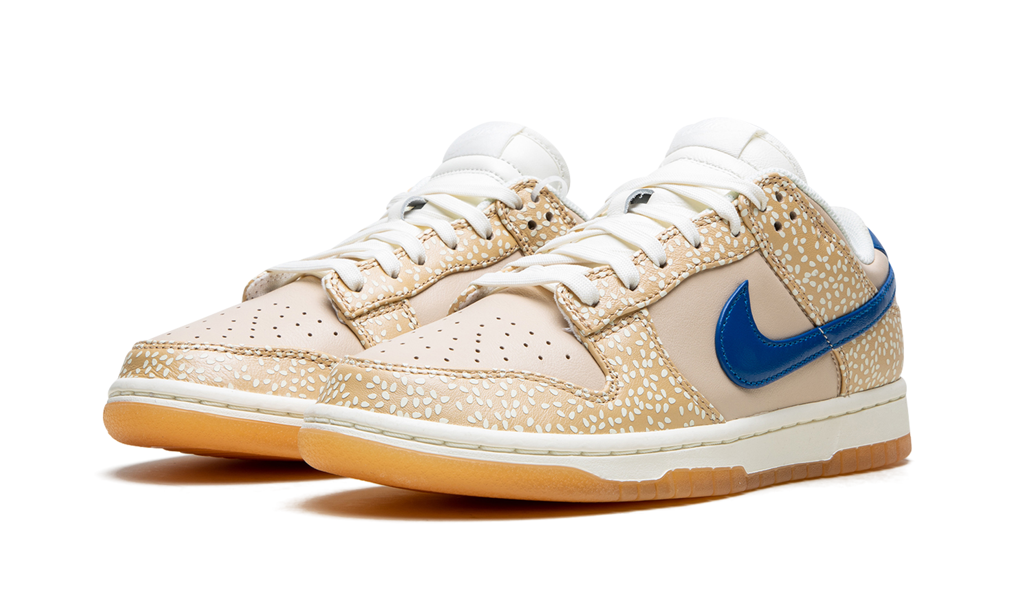 nike dunk low montreal bagel sesame special box+DZ4853-200+diagnol left view