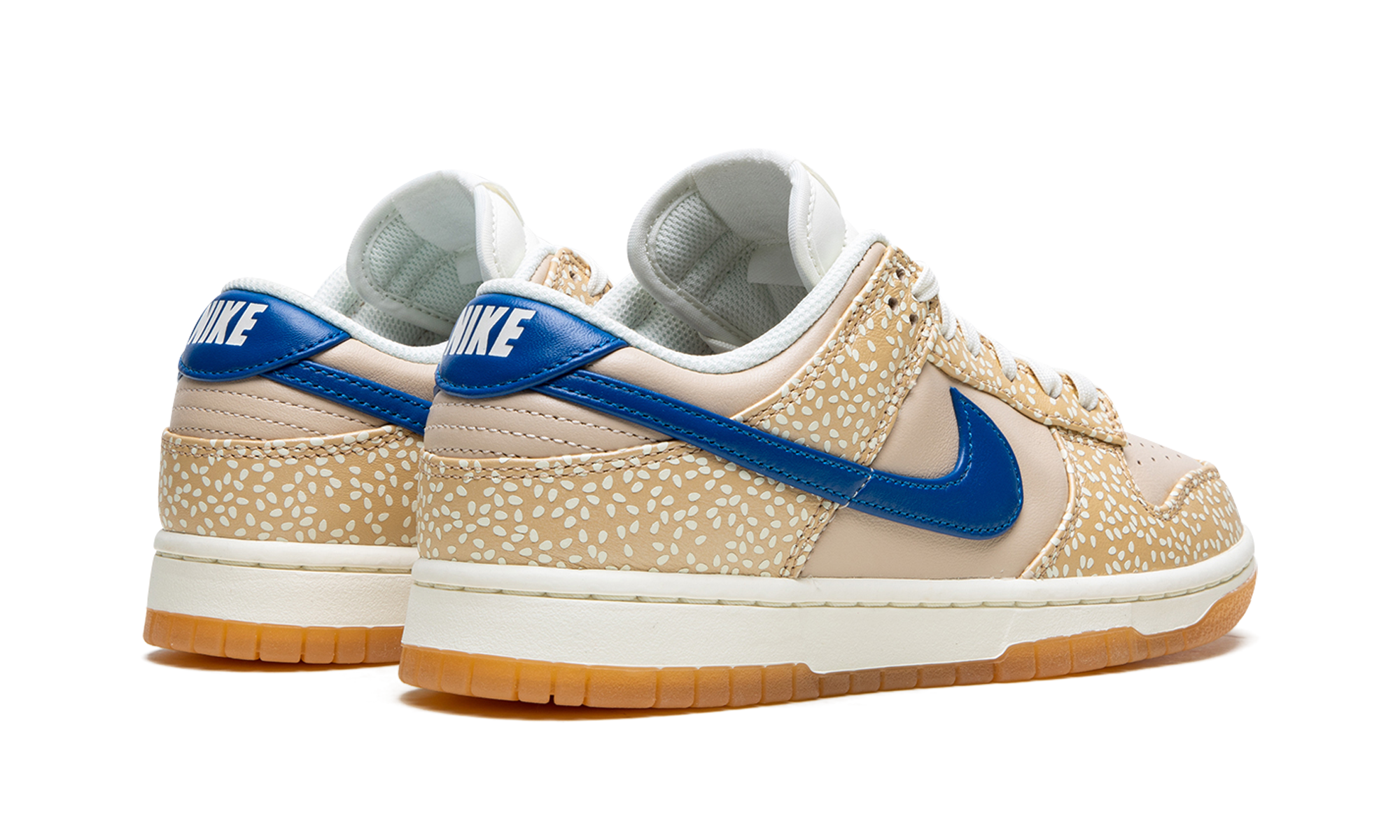 nike dunk low montreal bagel sesame special box+DZ4853-200+diagnol right behind view