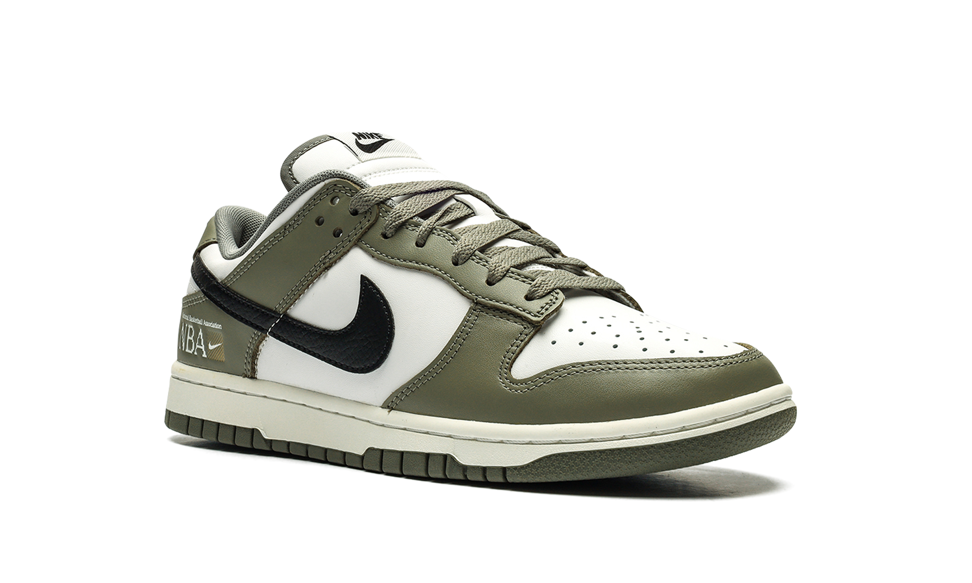 nike dunk low nba paris+FZ4624-001+diagnol right view