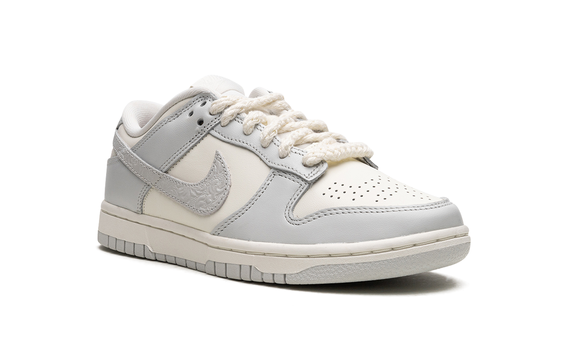 nike dunk low needlework sail aura women s+FJ4553-133+diagnol right view