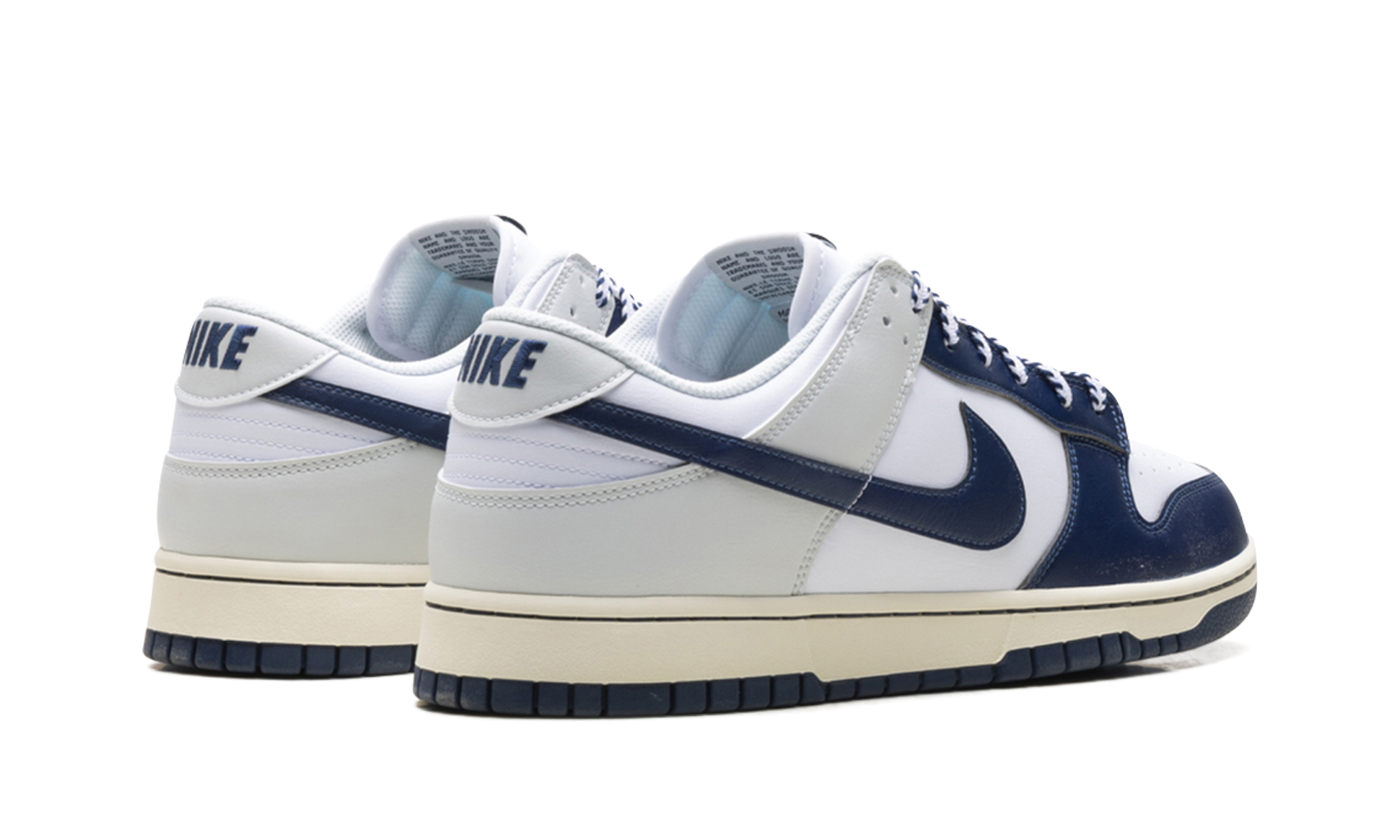 nike dunk low new york yankees+IM2222-101+diagnol right behind view