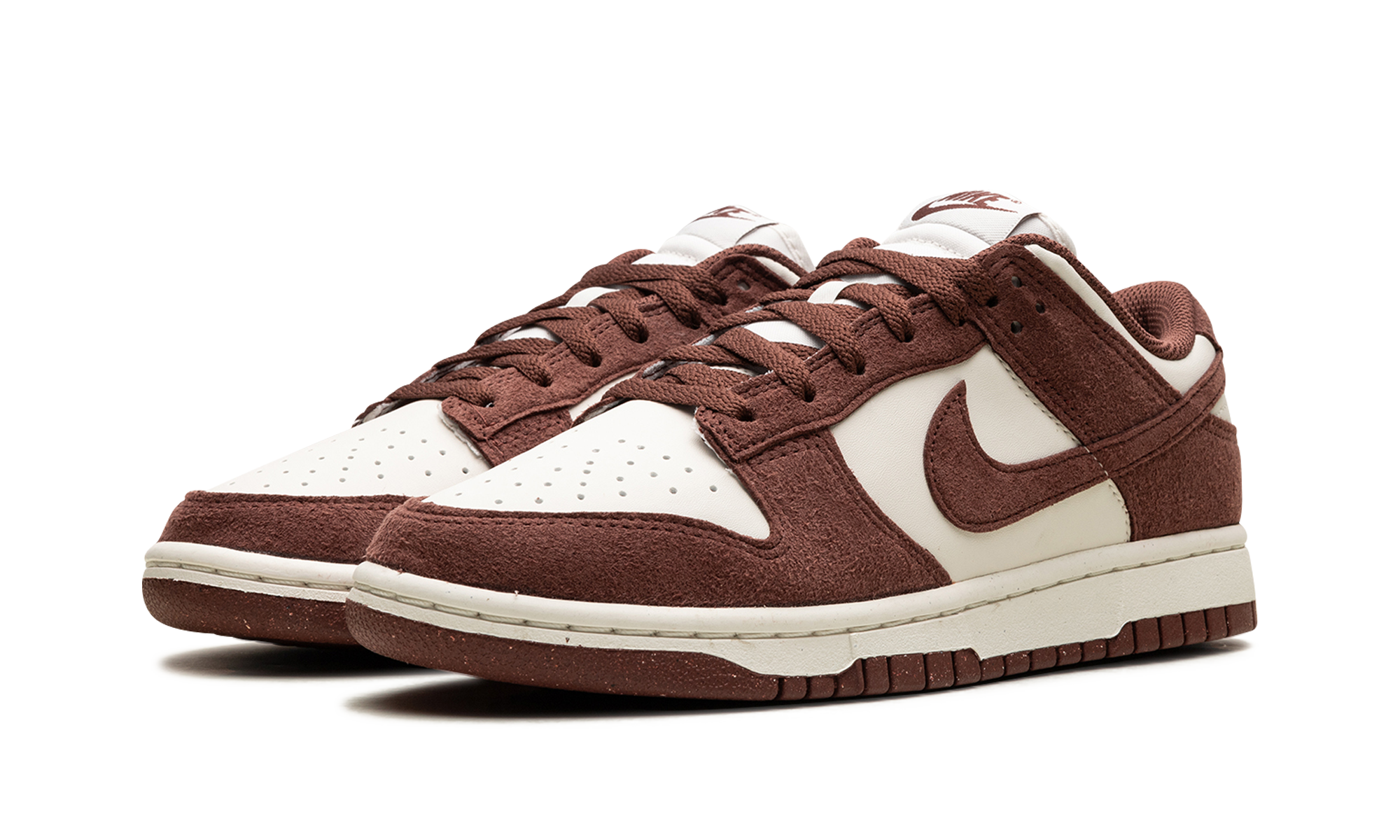nike dunk low next nature red sepia women s+HJ7673-001+diagnol left view