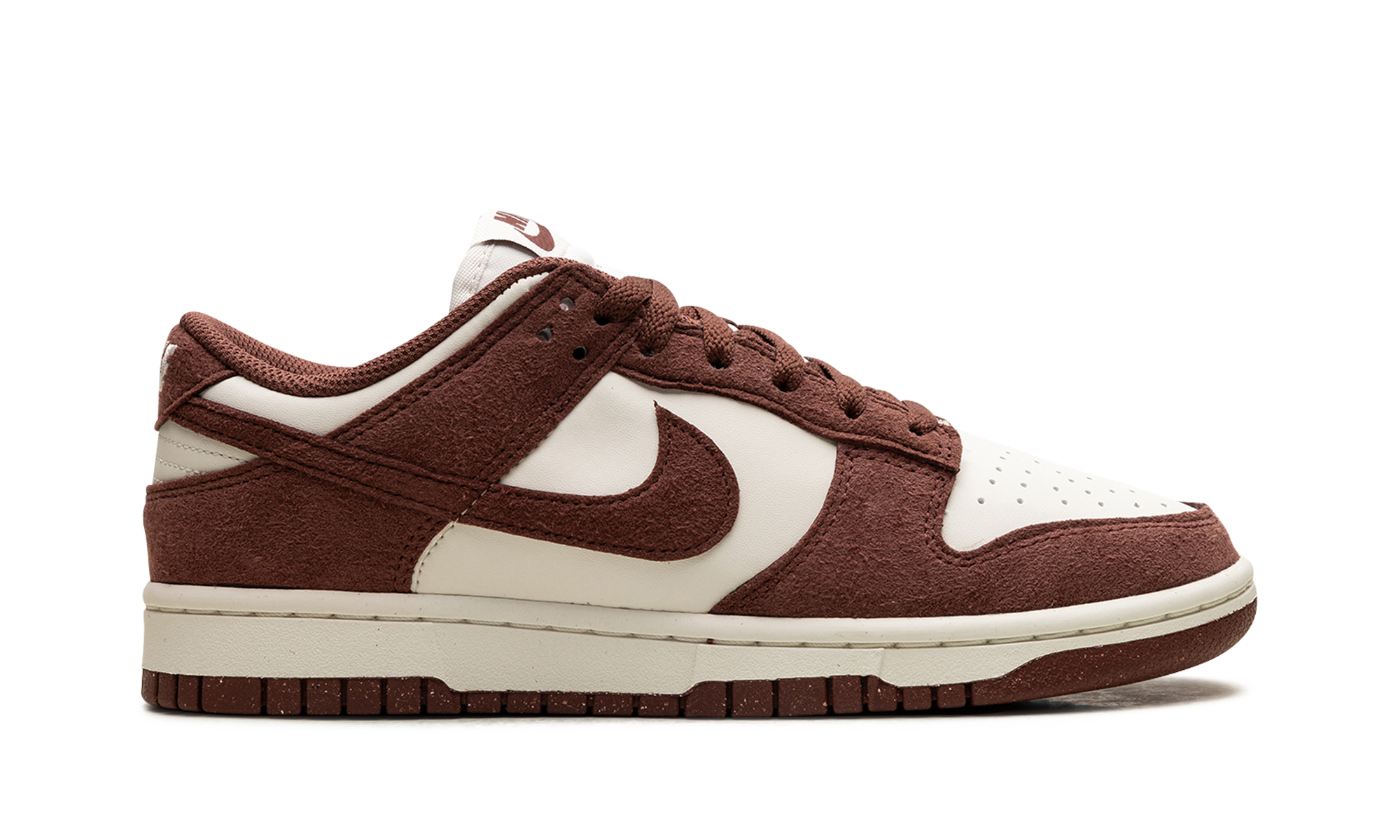 nike dunk low next nature red sepia women s+HJ7673-001+right view