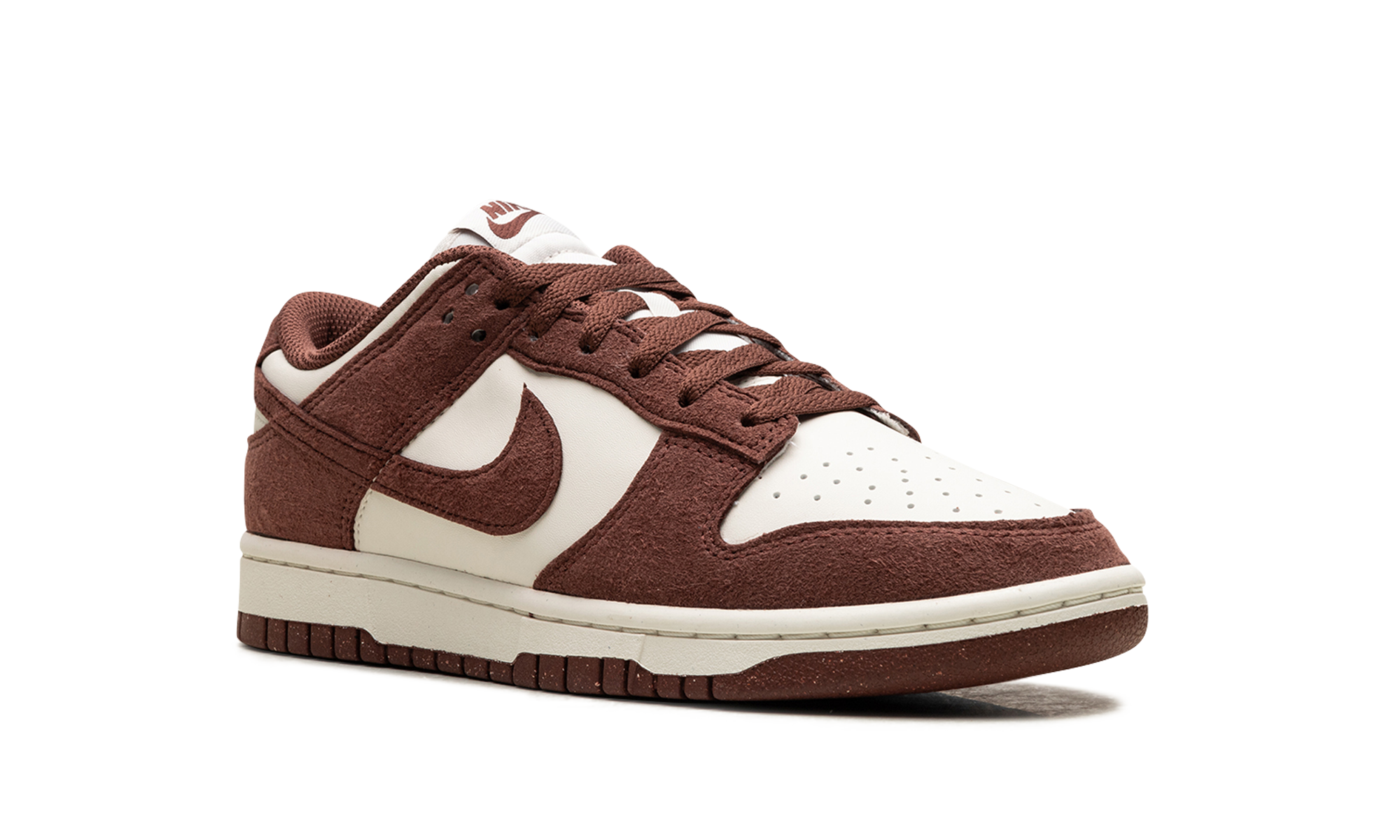 nike dunk low next nature red sepia women s+HJ7673-001+diagnol right view