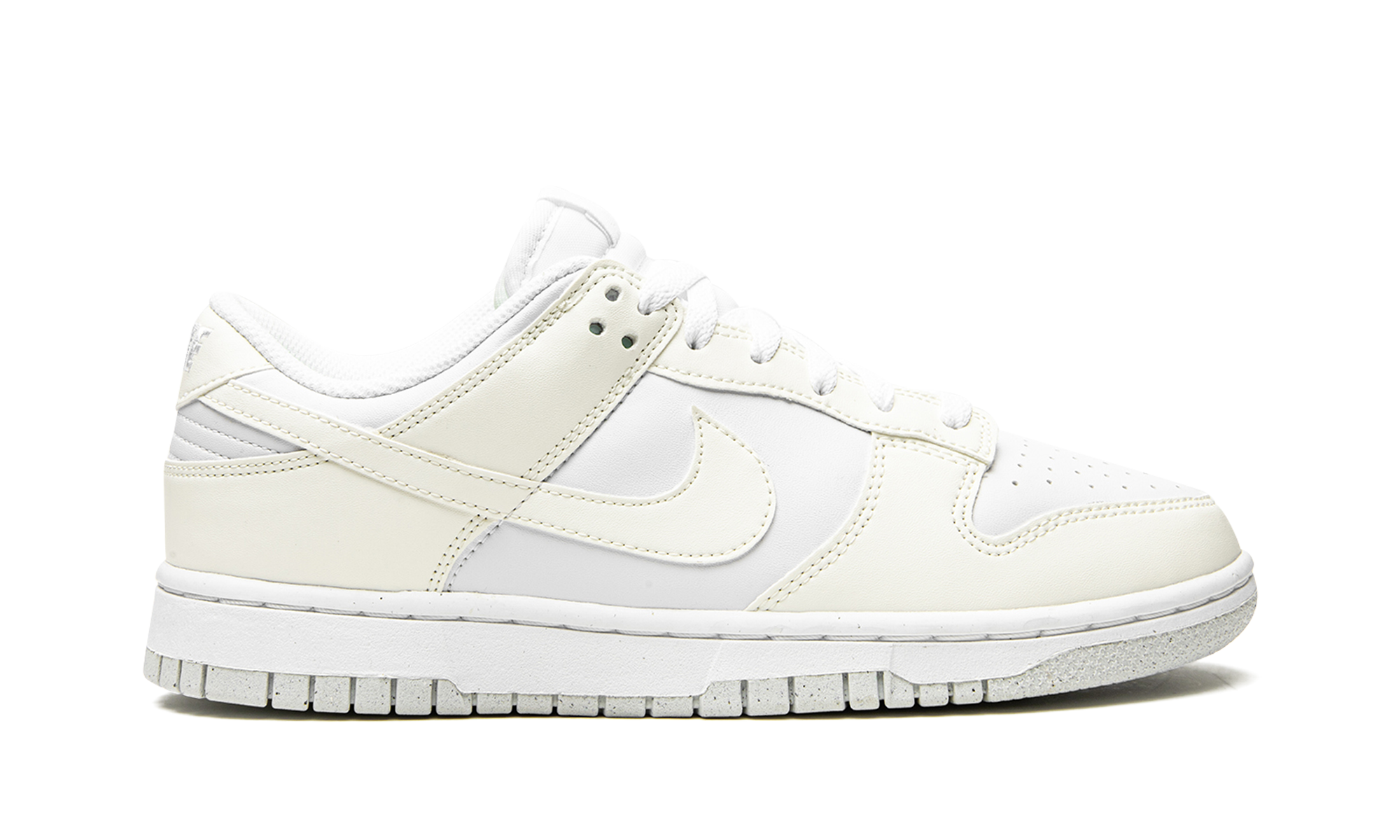 nike dunk low next nature sail women s+DD1873-101+right view